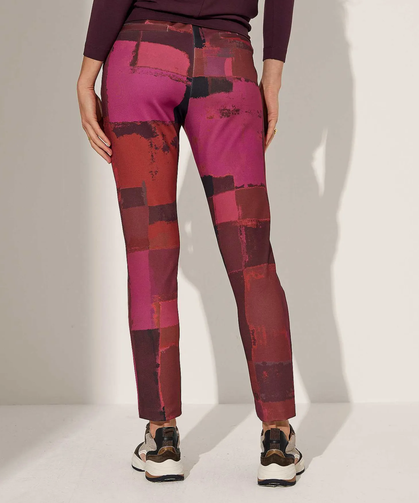 kyra_scuba_pants_abstract_3.webp Scuba Pants Abstract Natalina*KYRA Hot