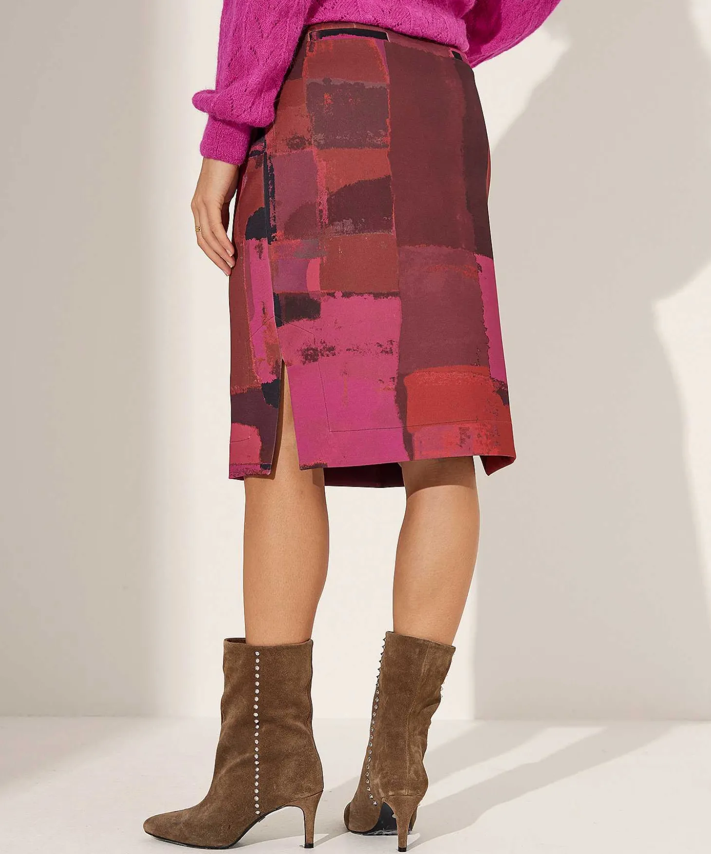kyra_scuba_skirt_abstract_0.webp Scuba Skirt Abstract Noella*KYRA Best