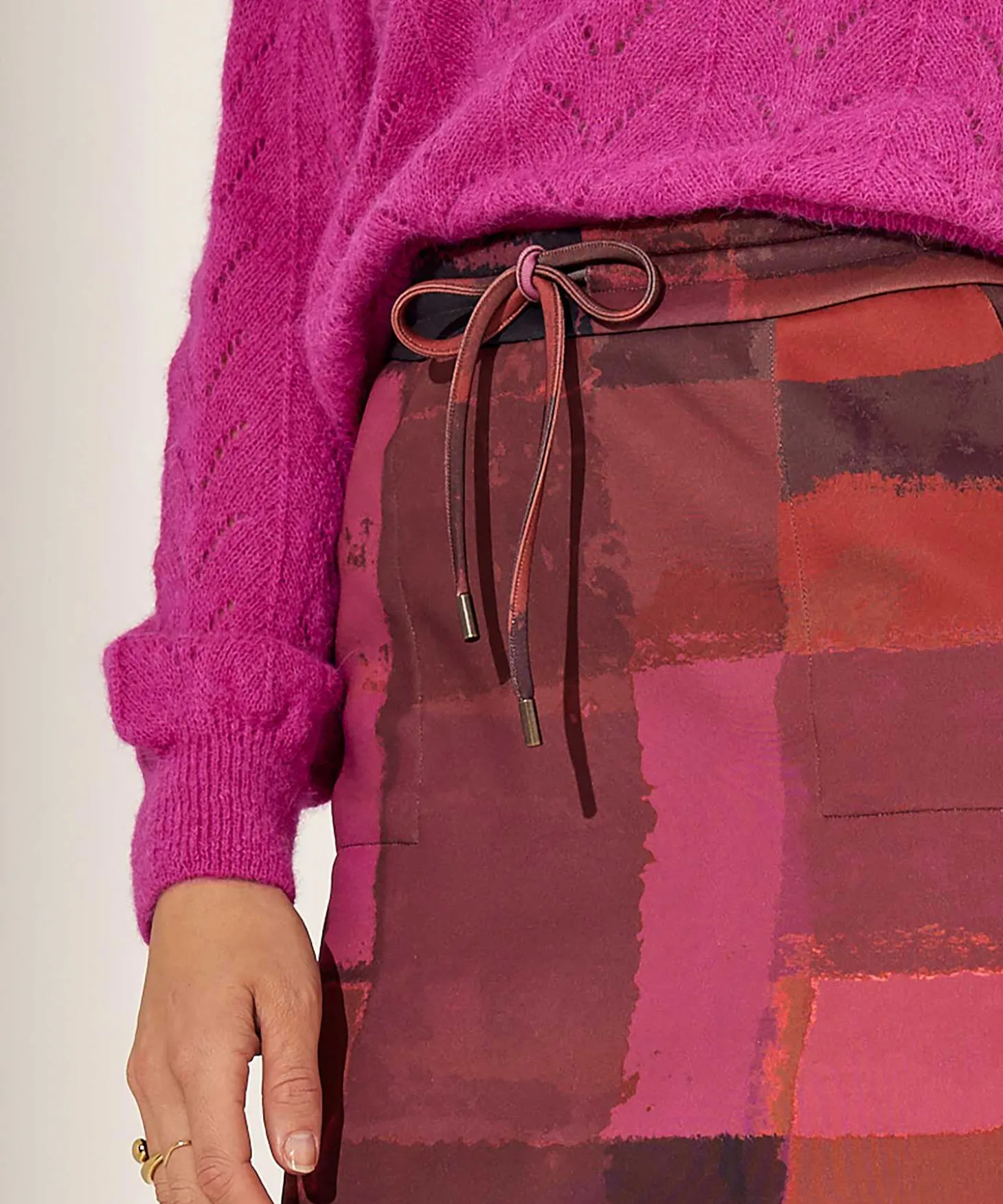 kyra_scuba_skirt_abstract_3.webp Scuba Skirt Abstract Noella*KYRA Best