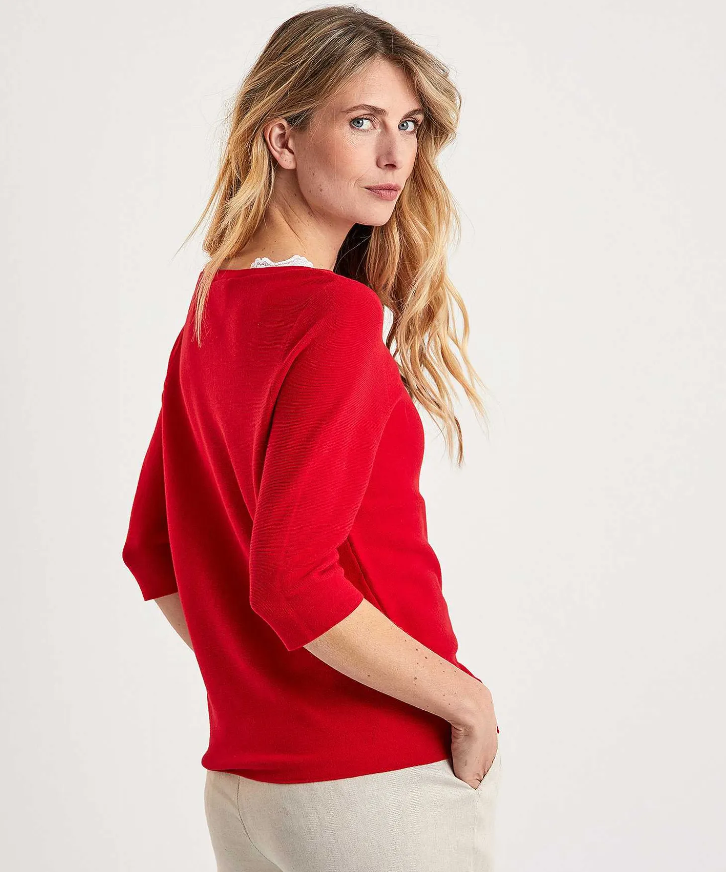 kyra_seamless_sweater_bre_1.webp Seamless Sweater Brenda*KYRA Shop