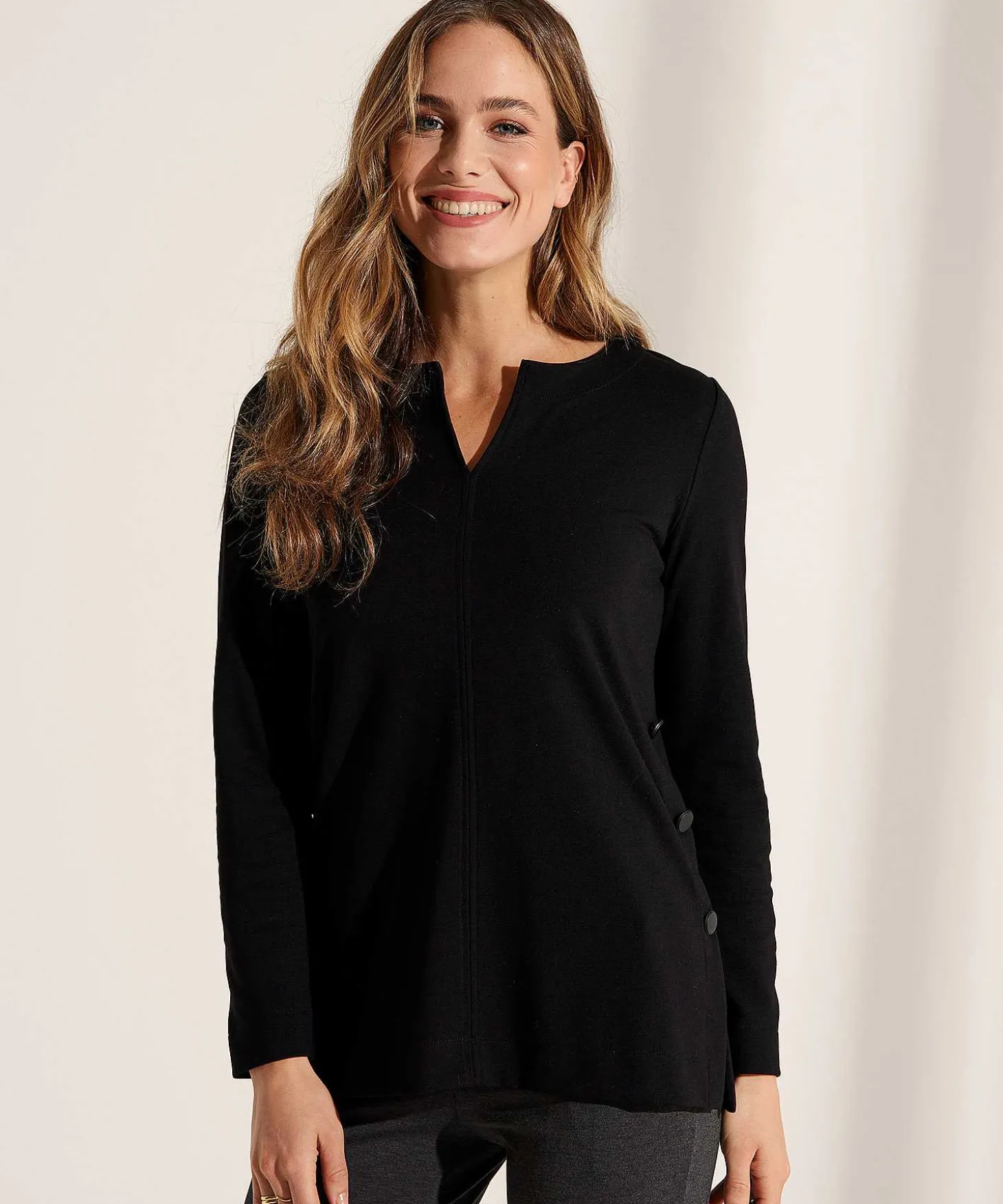 kyra_shirt_decorative_but_0.webp Shirt Decorative Buttons Claude*KYRA Sale