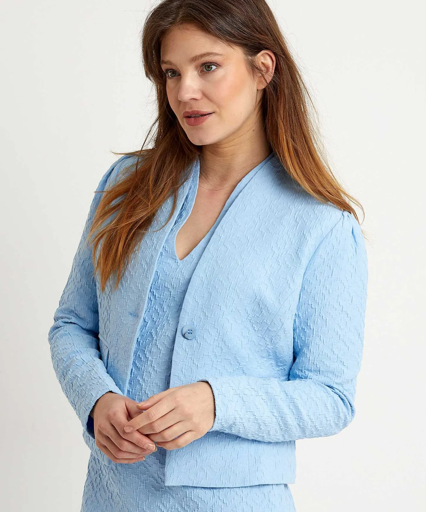 kyra_short_blazer_jacquar_1-1.webp Short Blazer Jacquard Safi*KYRA Sale