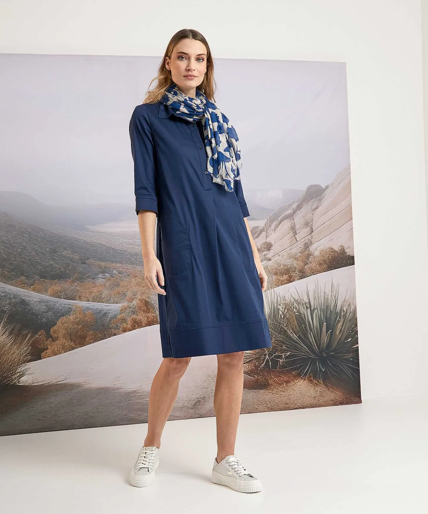 lasalle_shirt_dress_with__2.webp Shirt Dress With Side Pockets*LaSalle Best