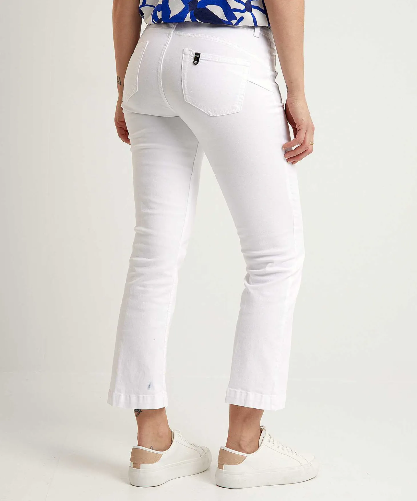 liu_jo_kick_flare_jeans_0.webp Kick Flare Jeans*LIU JO New