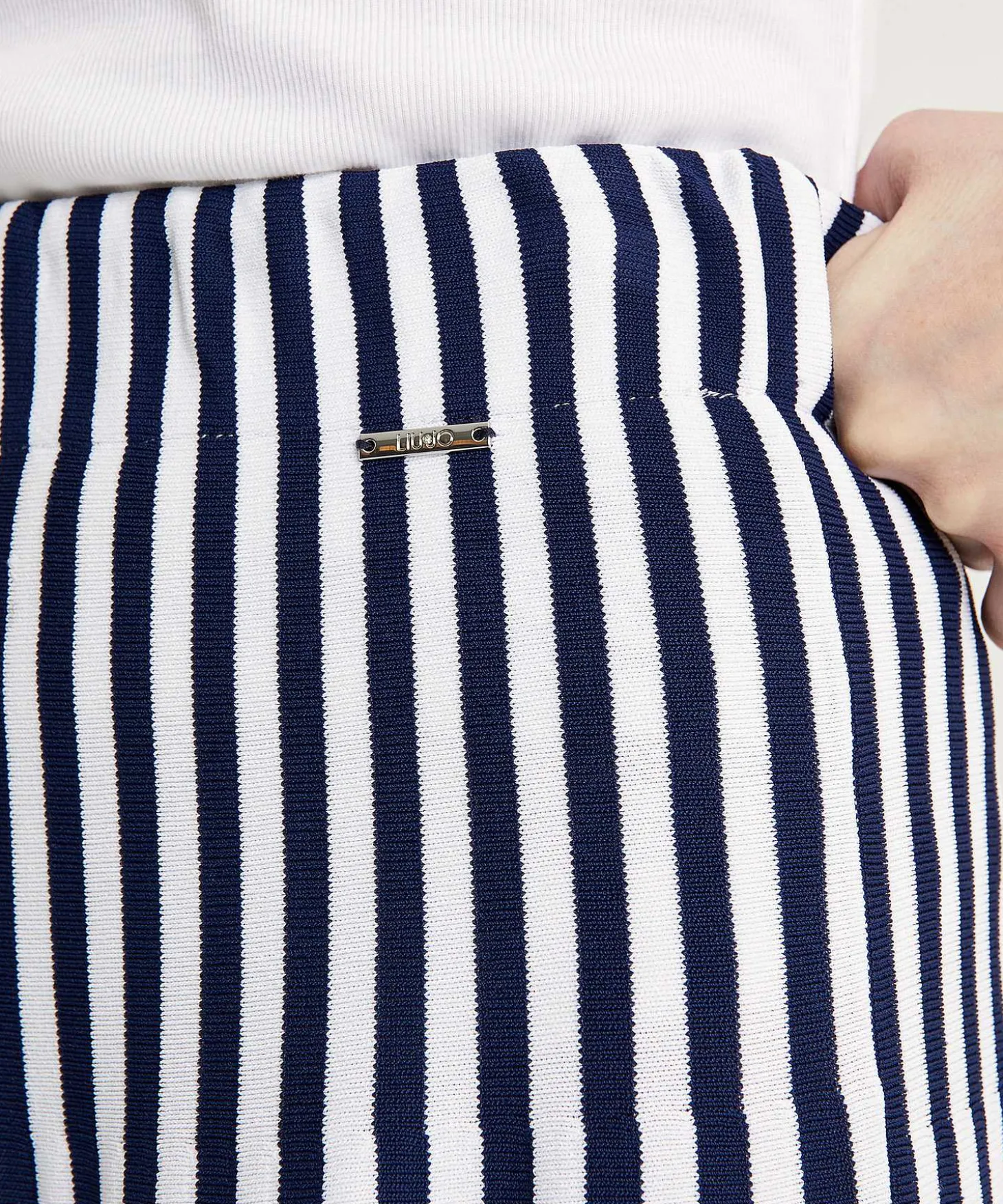 liu_jo_striped_knit_skirt_1.webp Striped Knit Skirt*LIU JO Clearance