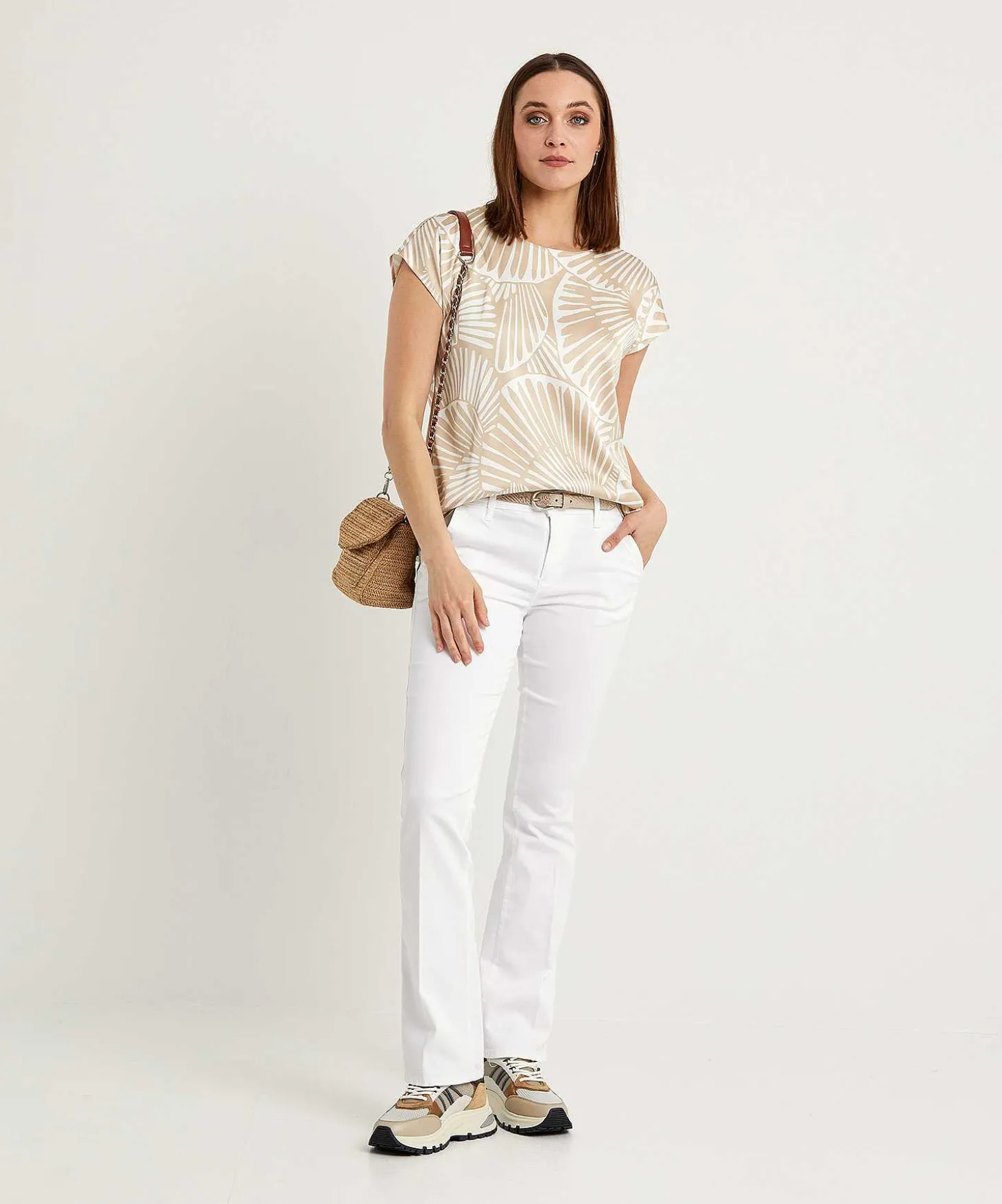 louis_and_mia_silky_blous_1.webp Silky Blouse Two-Tone*Louis and Mia Shop