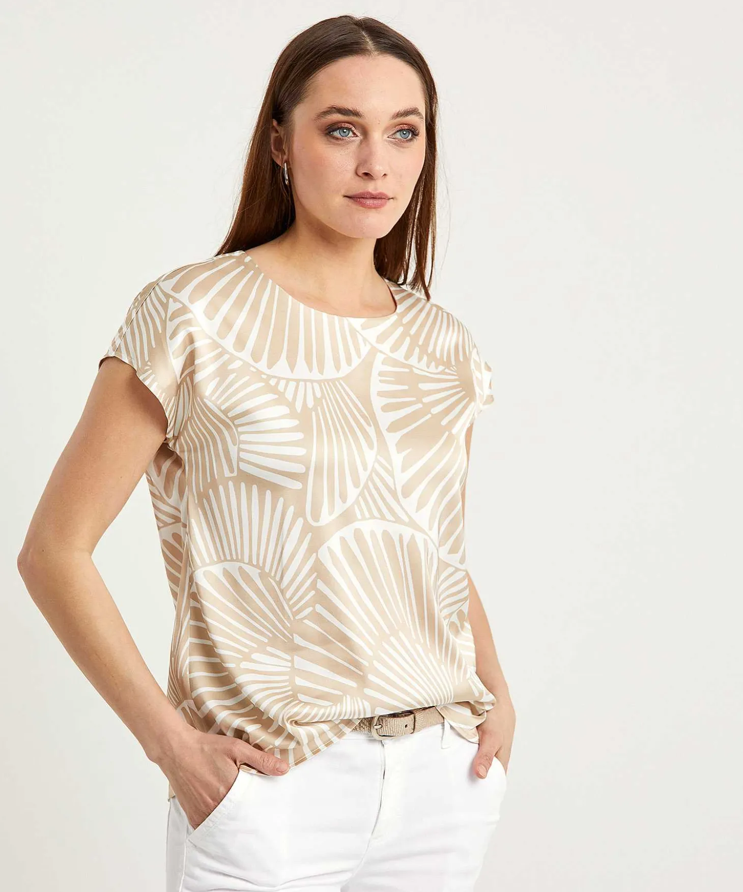 louis_and_mia_silky_blous_3.webp Silky Blouse Two-Tone*Louis and Mia Shop