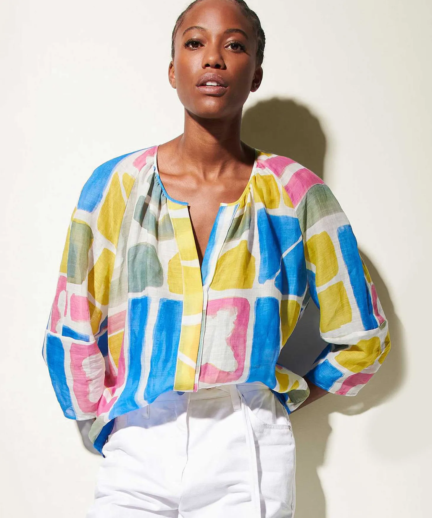 luisa_cerano_blouse_ramie_0-1.webp Blouse Ramie Graphic Print*Luisa Cerano Best Sale