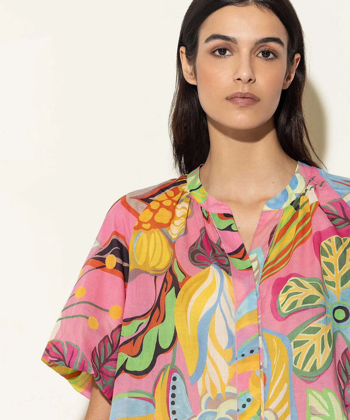 luisa_cerano_blouse_tropi_1.webp Blouse Tropical Flower Print*Luisa Cerano Discount