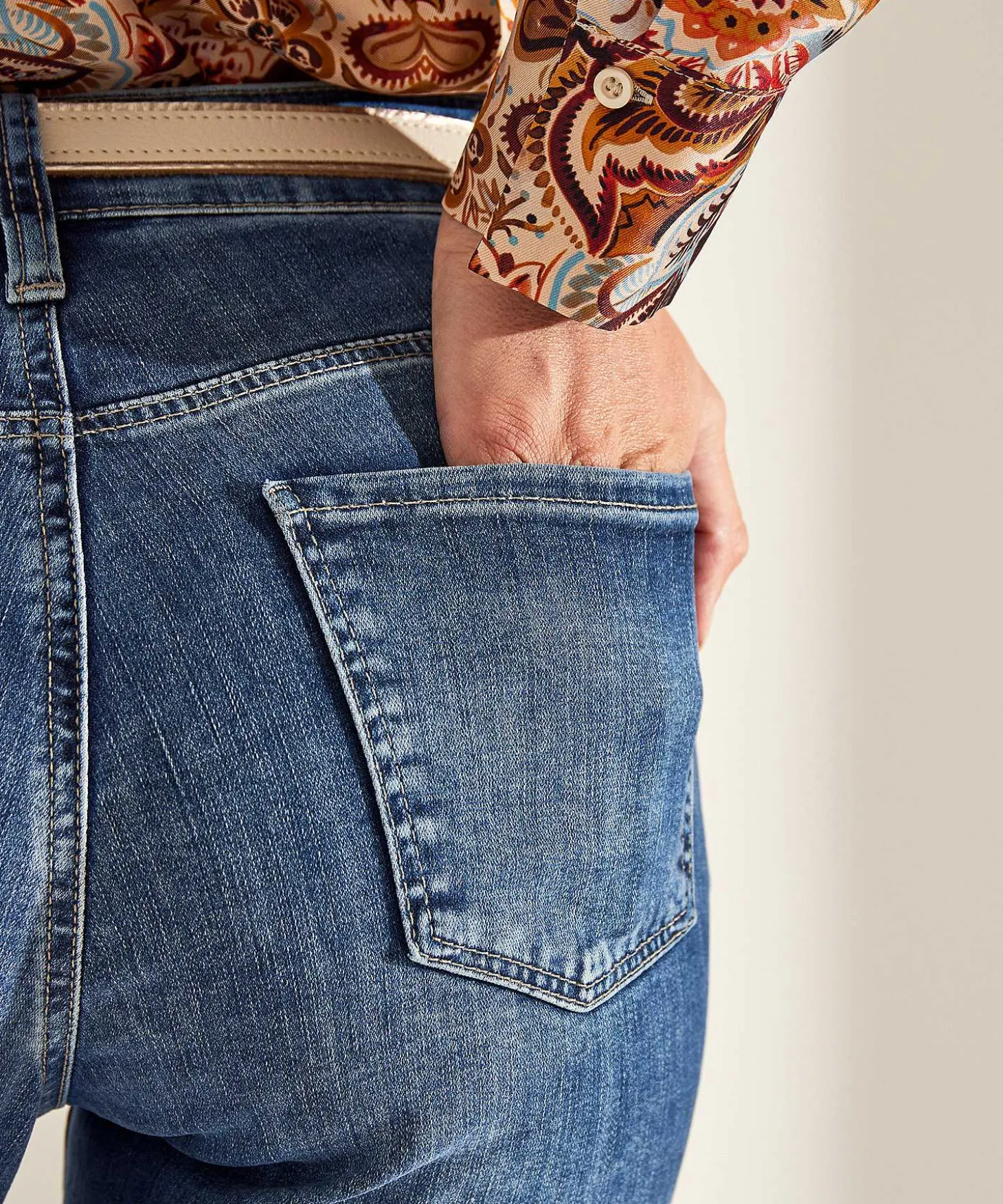 mac_jeans_dream_kick_flar_0.webp Dream Kick Flare Jeans*MAC Jeans Shop