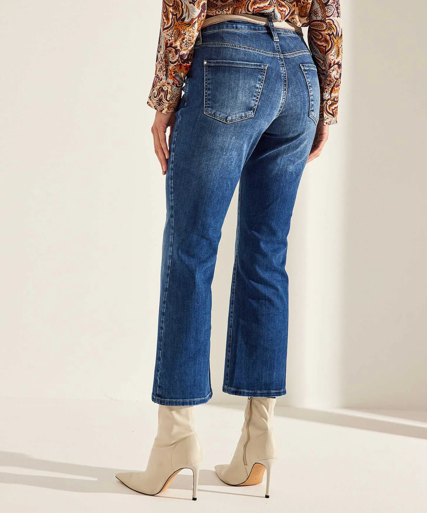 mac_jeans_dream_kick_flar_1.webp Dream Kick Flare Jeans*MAC Jeans Shop