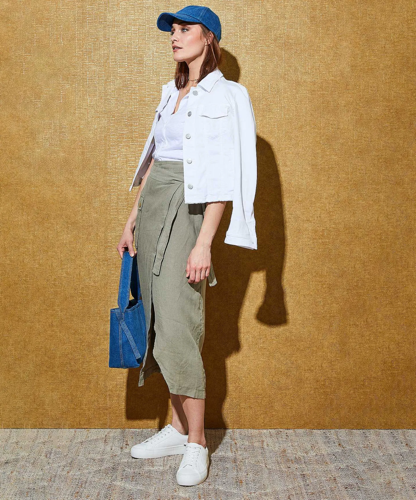 marc_cain_denim_jacket_wi_2.webp Marc Cain Denim Jacket With Frays*Marc Cain Additions Clearance