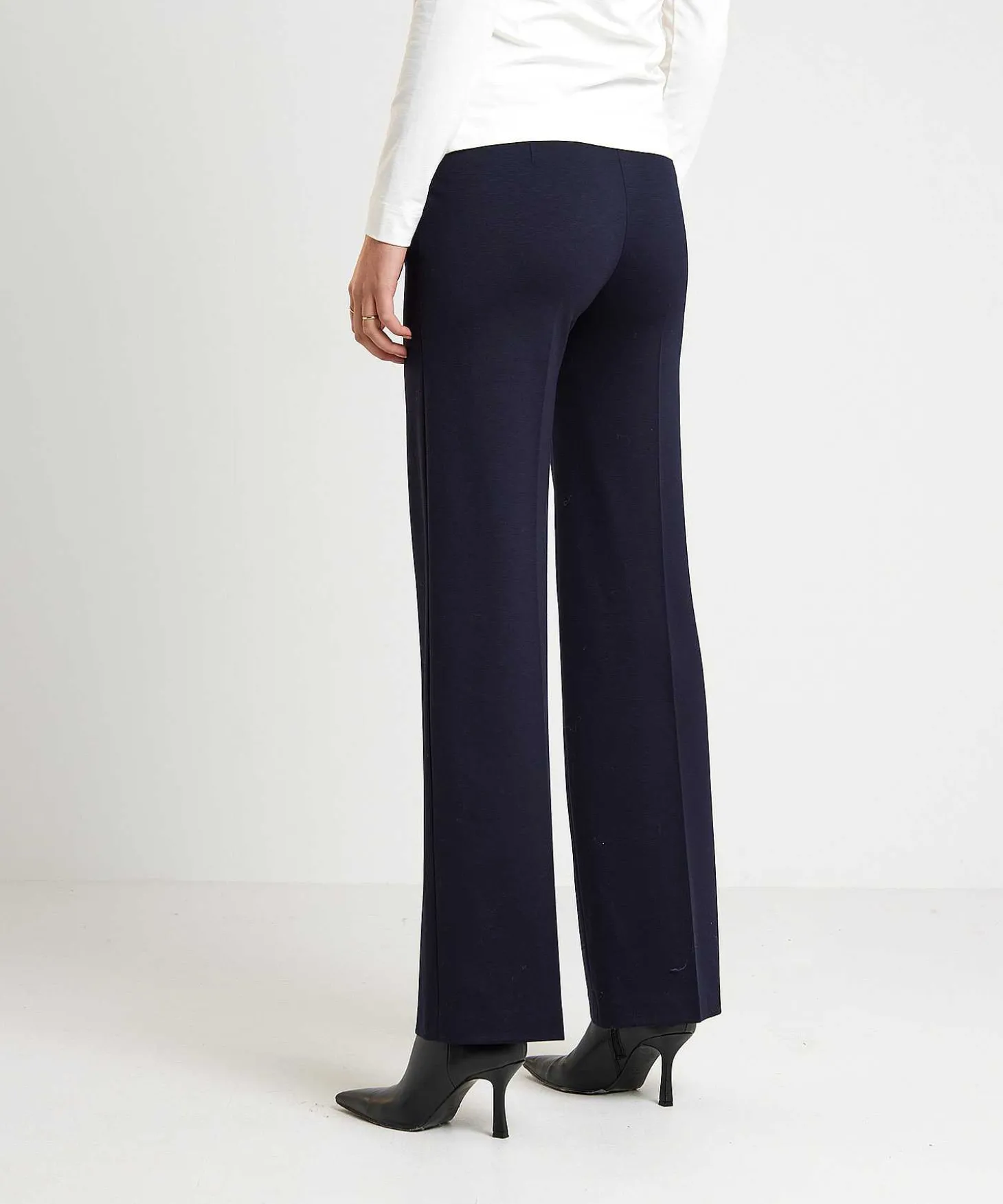 marc_cain_flared_pants_je_1-1.webp Marc Cain Flared Pants Jersey Winder*Marc Cain Additions Best