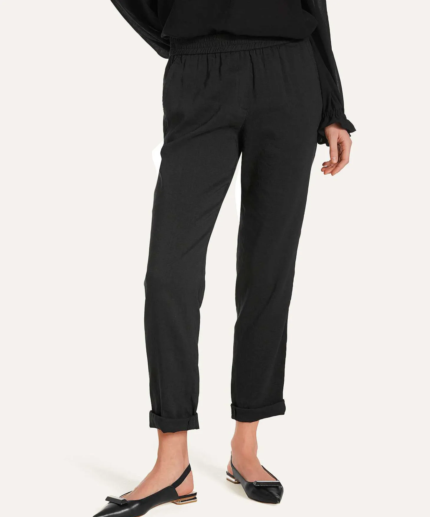 marc_cain_linen_mix_trous_1-1.webp Marc Cain Linen Mix Trousers Roanne*Marc Cain Collections Best