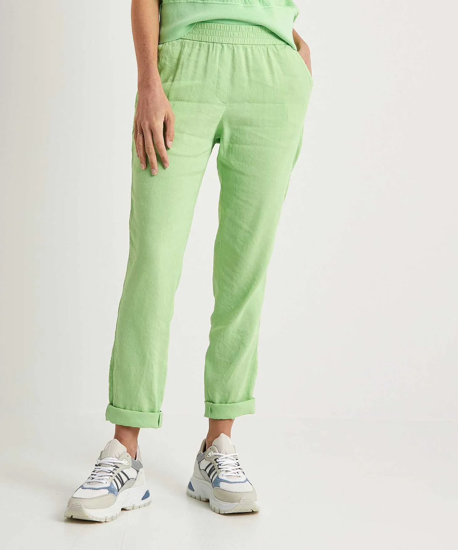 marc_cain_linen_mix_trous_2.webp Marc Cain Linen Mix Trousers Roanne*Marc Cain Collections Cheap