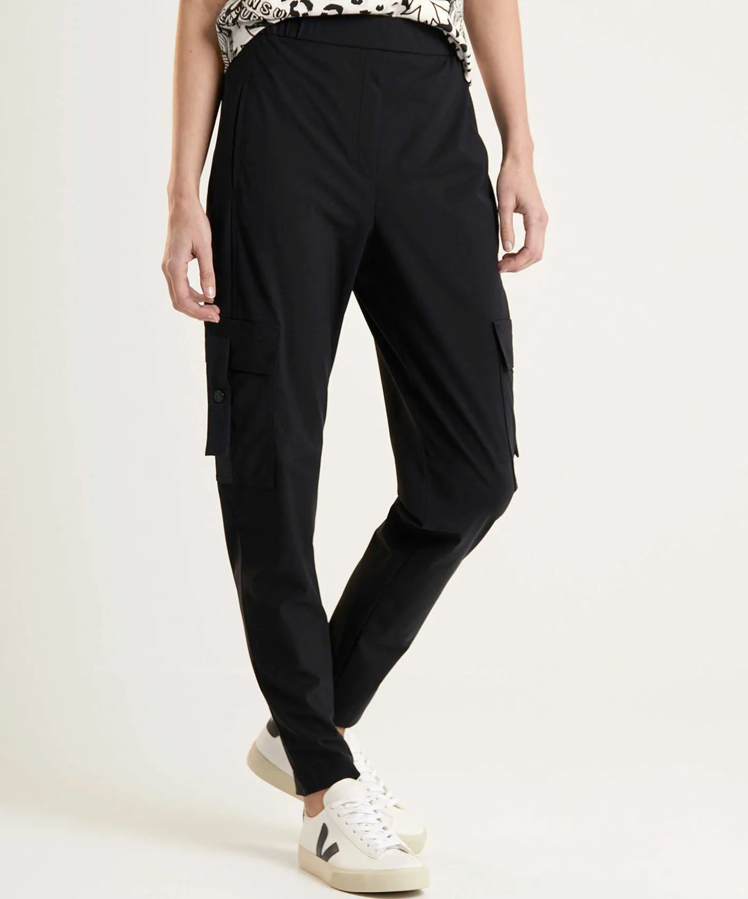 marc_cain_sports_cargo_pa_3.webp Cargo Pants Rieti*Marc Cain Sports New