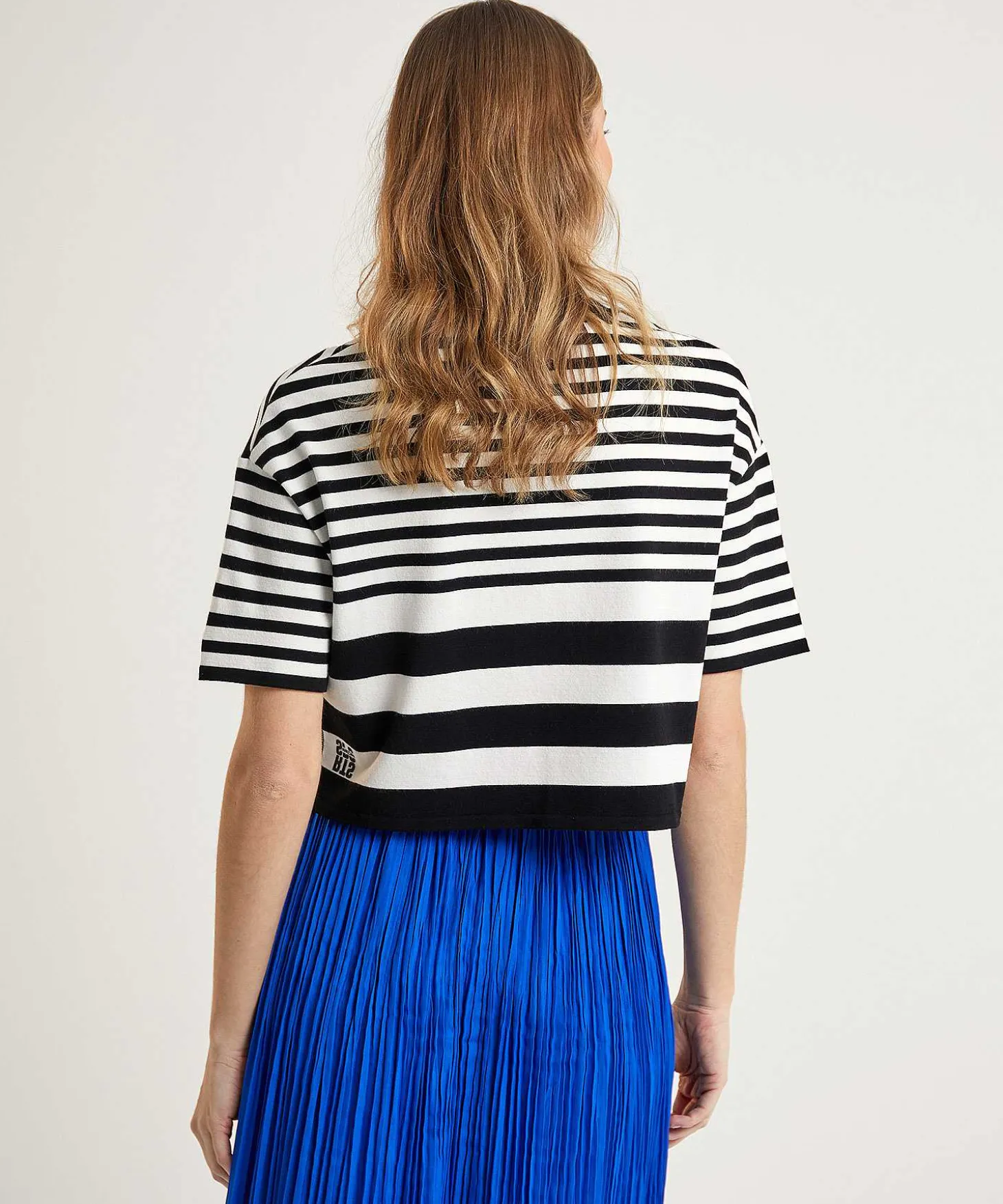 marc_cain_sports_cropped__0-1.webp Cropped Sweater Stripes*Marc Cain Sports Outlet