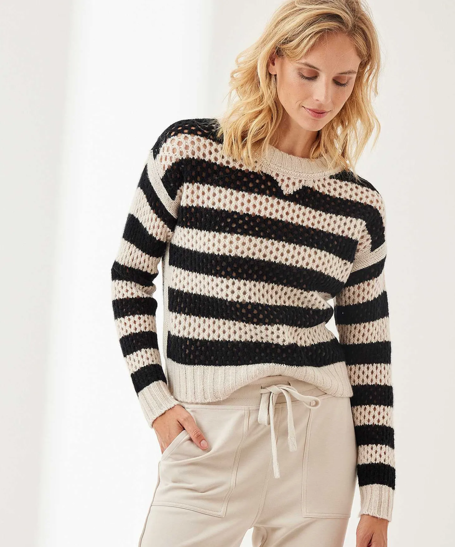 marc_cain_sports_openwork_1-1.webp Openwork Sweater Stripe Wool Mix*Marc Cain Sports Best