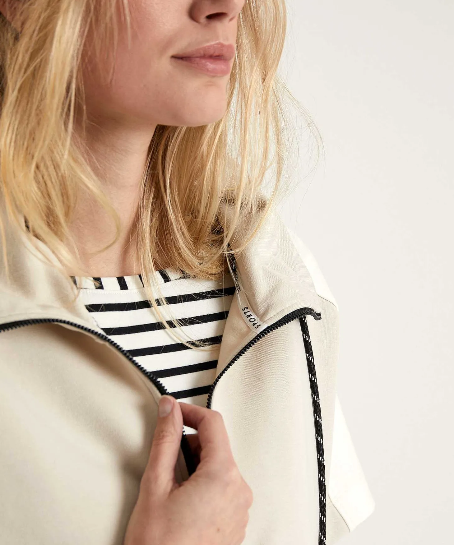 marc_cain_sports_oversize_2-1.webp Oversized Sweat Cardigan Two-Tone*Marc Cain Sports Outlet