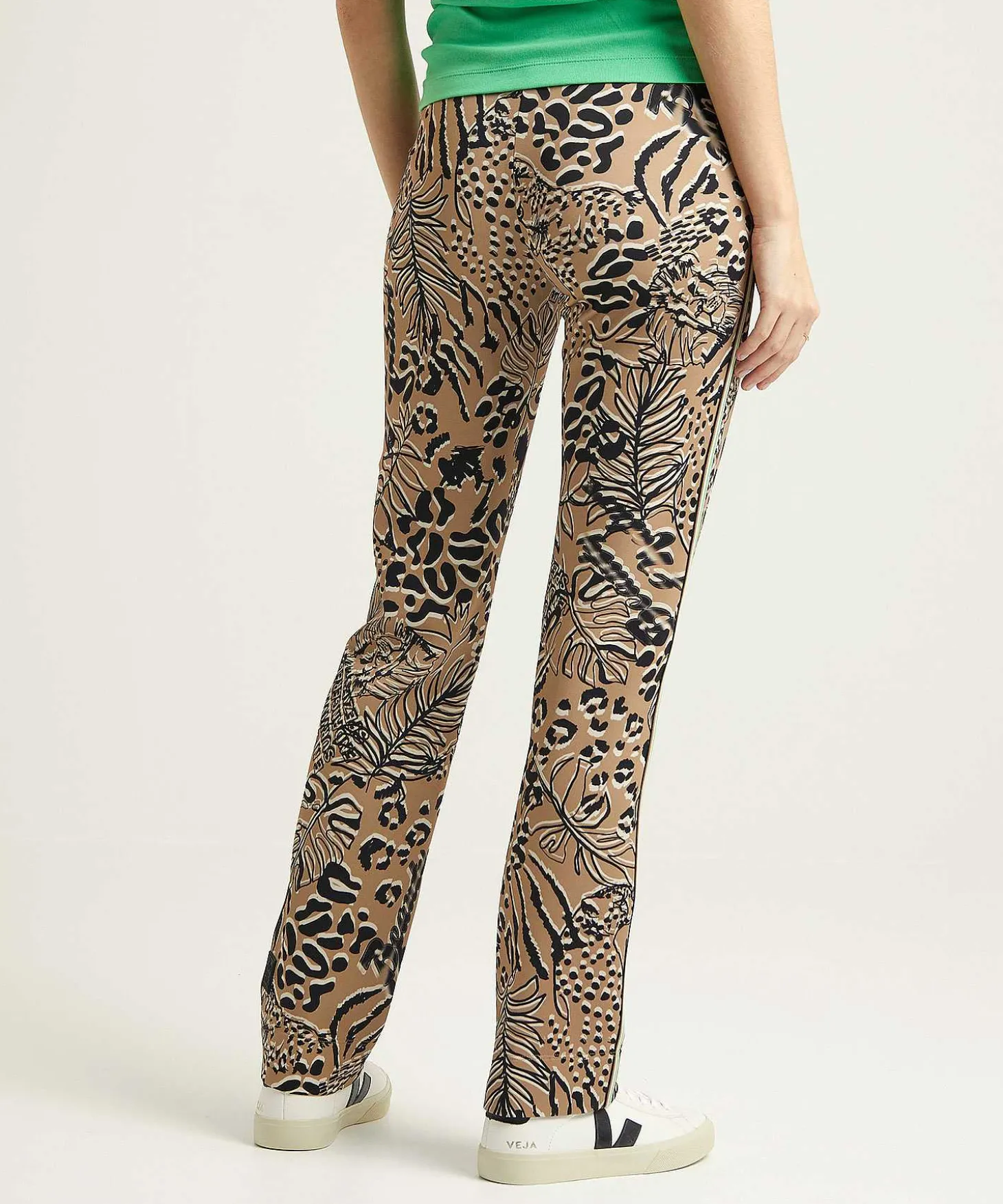 marc_cain_sports_scuba_tr_1.webp Scuba Tregging Jungle Print Foshan*Marc Cain Sports Flash Sale