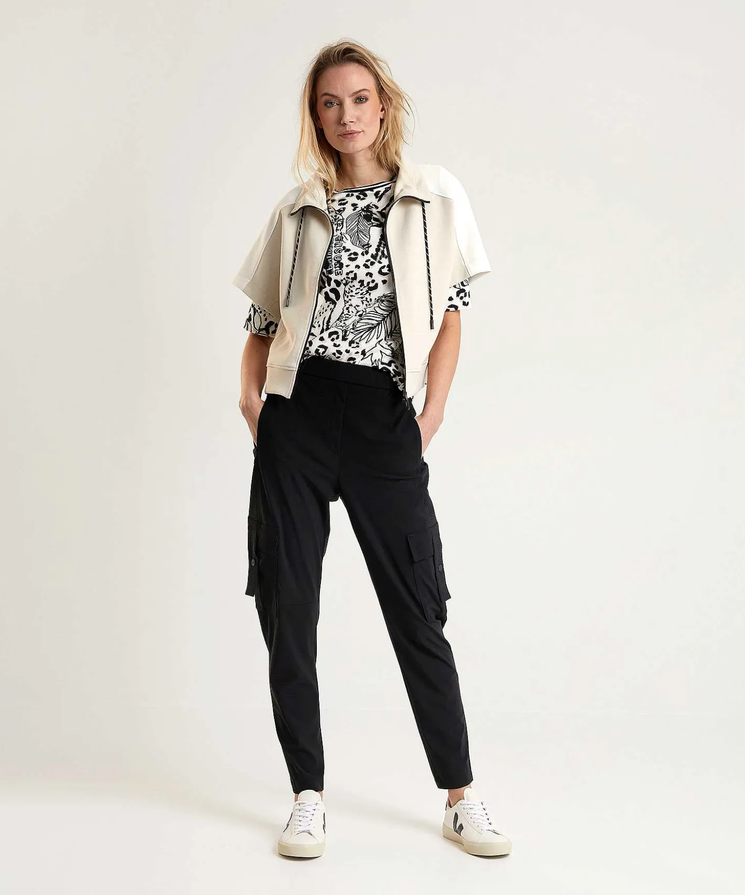 marc_cain_sports_shirt_ri_0-2.webp Shirt Rib Jersey Jungle Print*Marc Cain Sports Shop