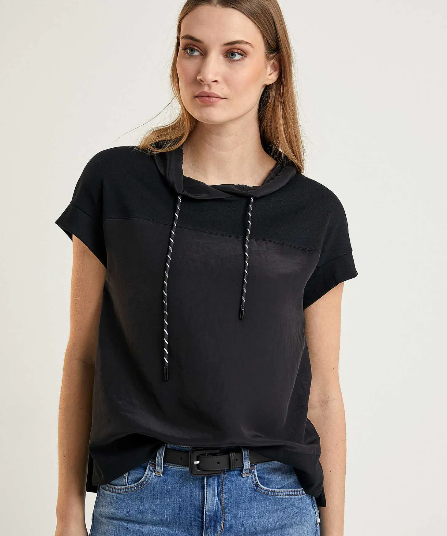 marc_cain_sports_shirt_wi_2-1.webp Shirt With Col*Marc Cain Sports Shop