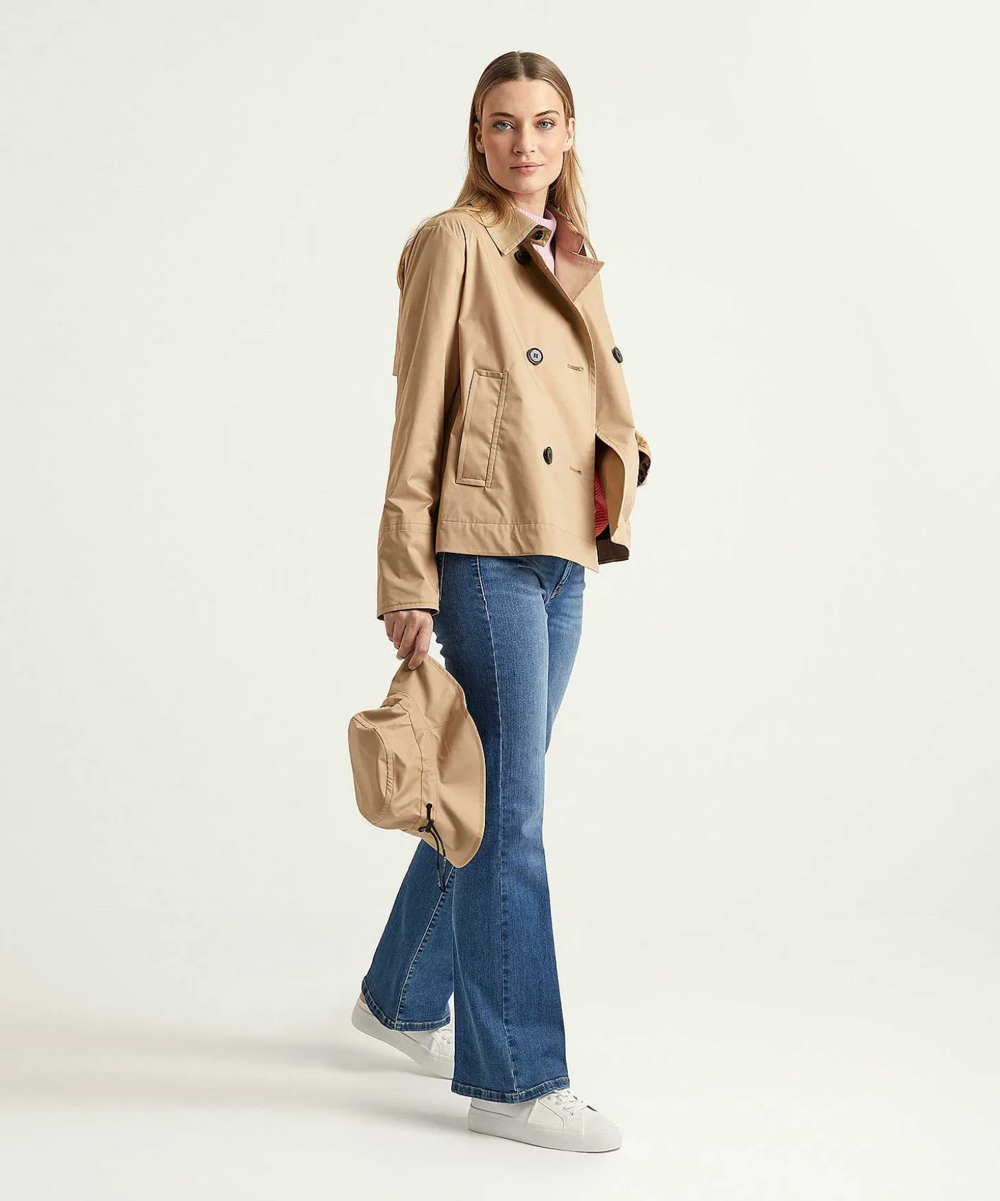 marc_cain_sports_short_ja_2.webp Short Jacket Double-Breasted With Bucket Hat*Marc Cain Sports New