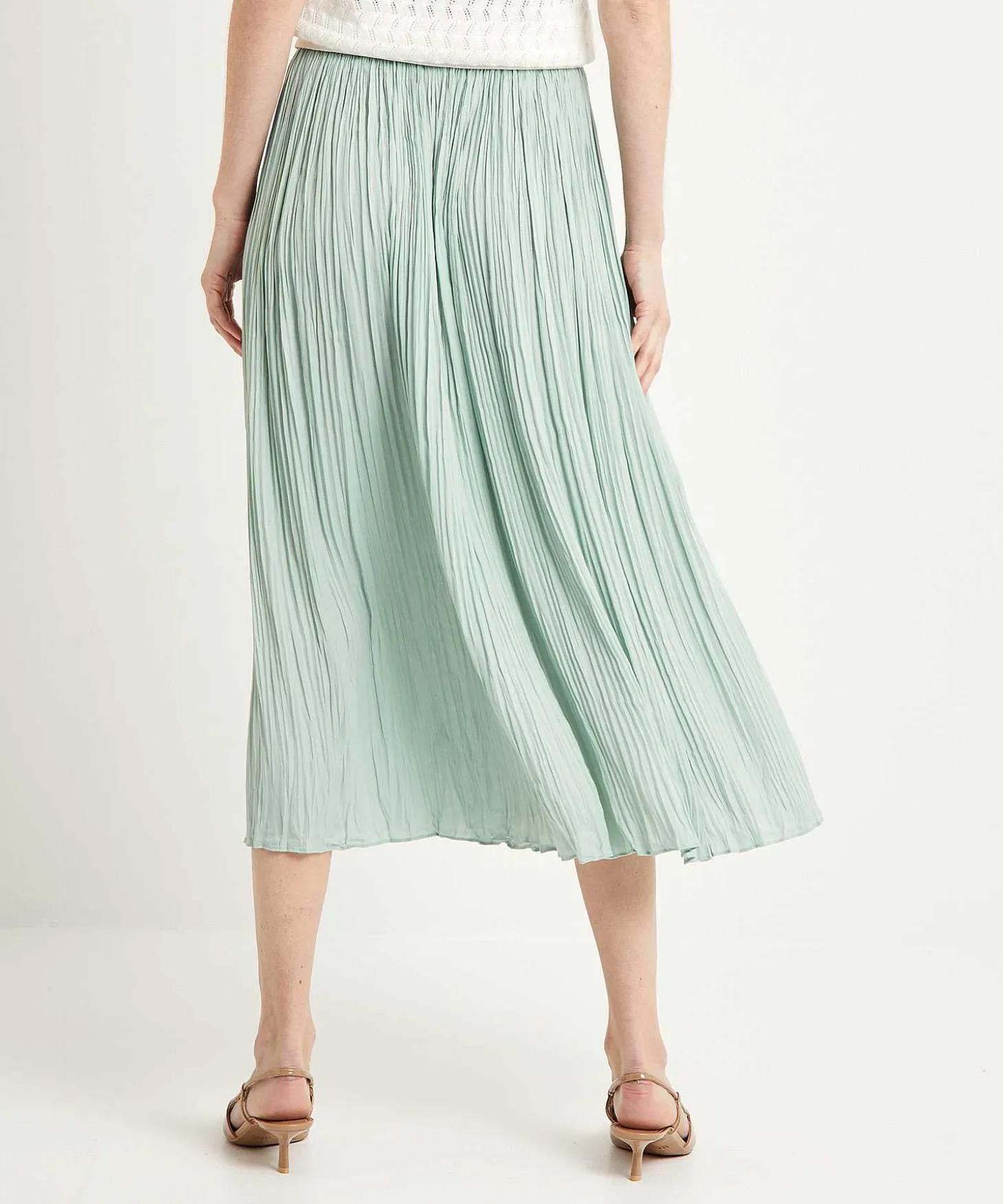 marc_cain_sports_silky_pl_0-1.webp Silky Pleated Skirt*Marc Cain Sports Fashion