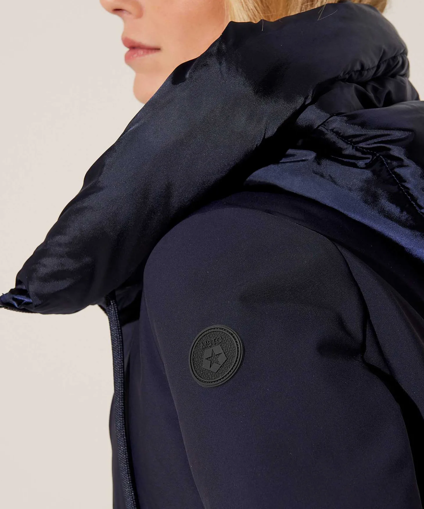 milestone_halflength_wint_3.webp Half-Length Winter Coat Rihanna*Milestone Discount