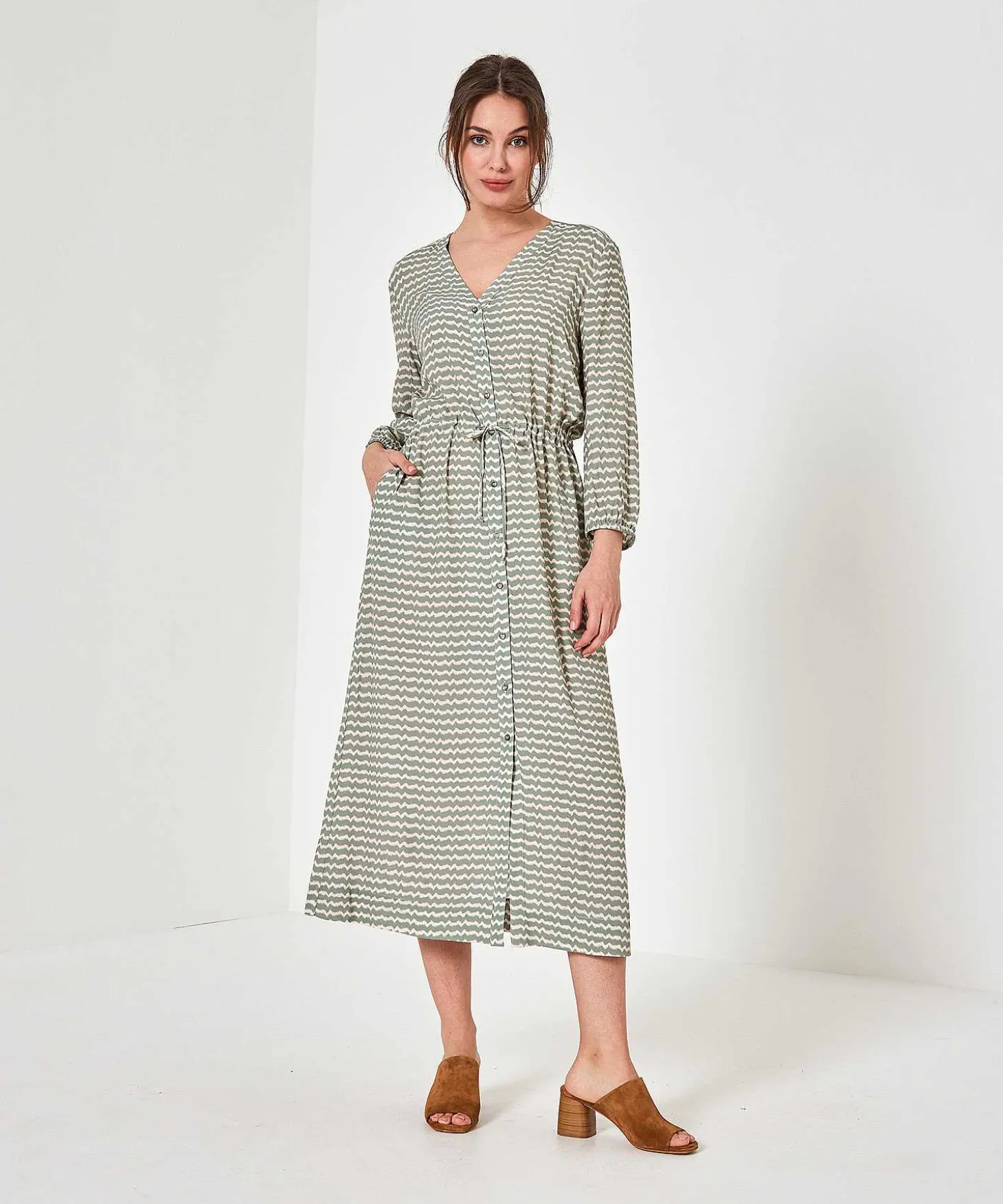 moscow_dress_zigzag_print_2.webp Dress Zigzag Print Winner*Moscow Sale
