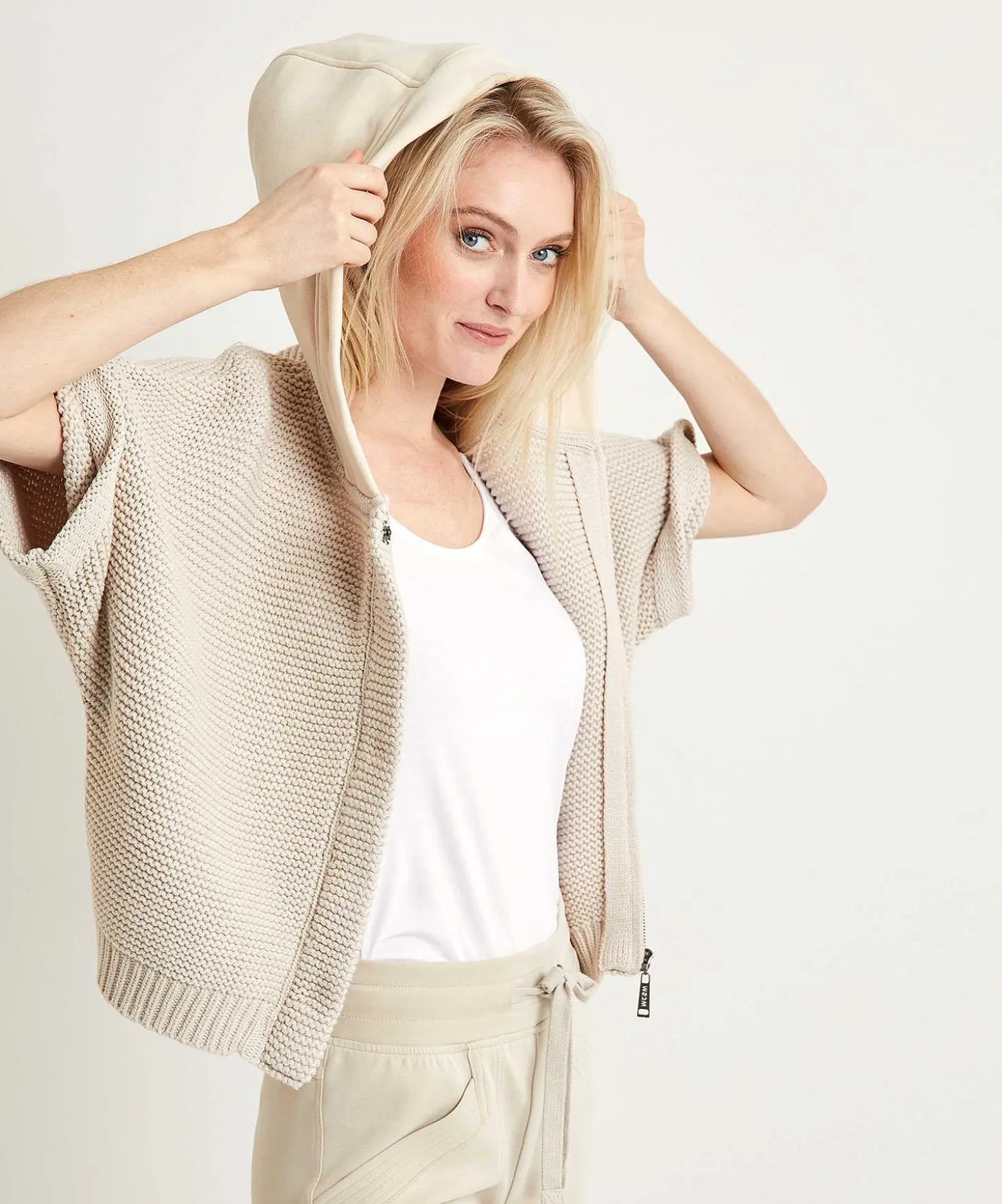 moscow_knit_cardigan_with_2.webp Knit Cardigan With Hood Timmy*Moscow Best