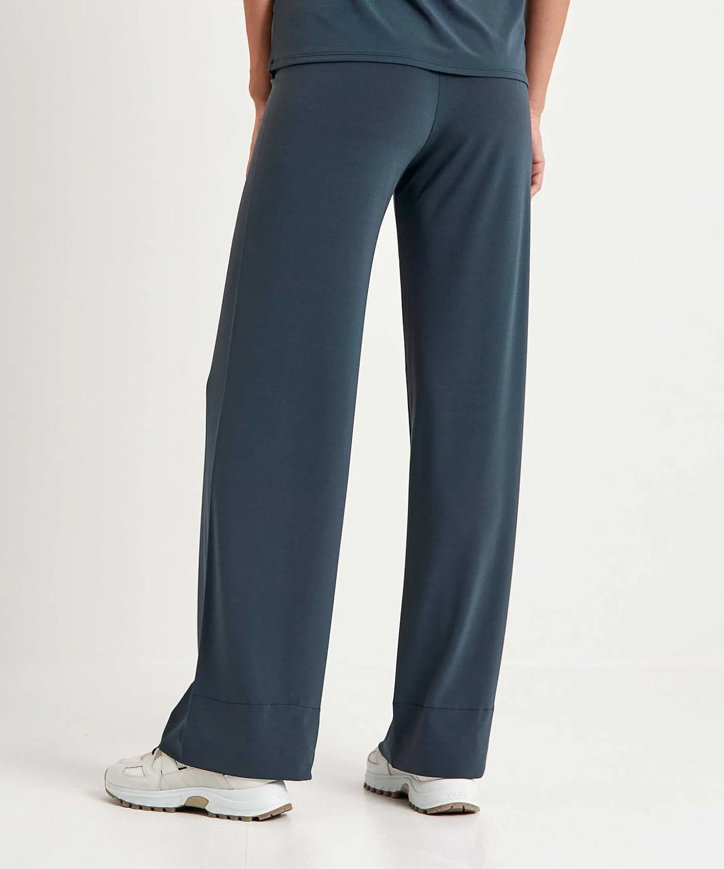 no_mans_land_slinky_palaz_1-1.webp Slinky Palazzo Pants*No Man's Land Flash Sale