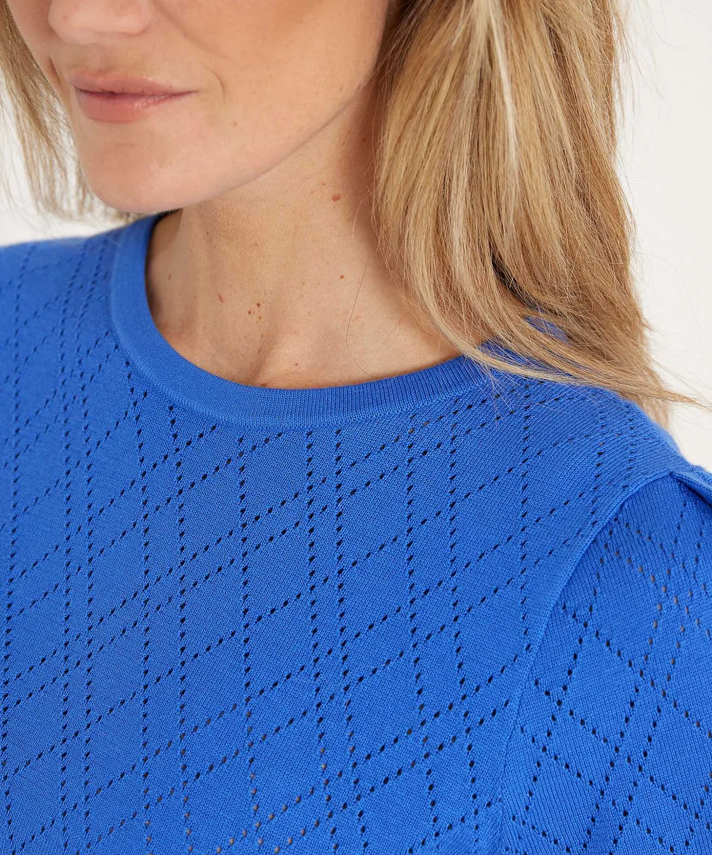 openwork_sweater_wieber_1-2.webp Openwork Sweater Wieber** New
