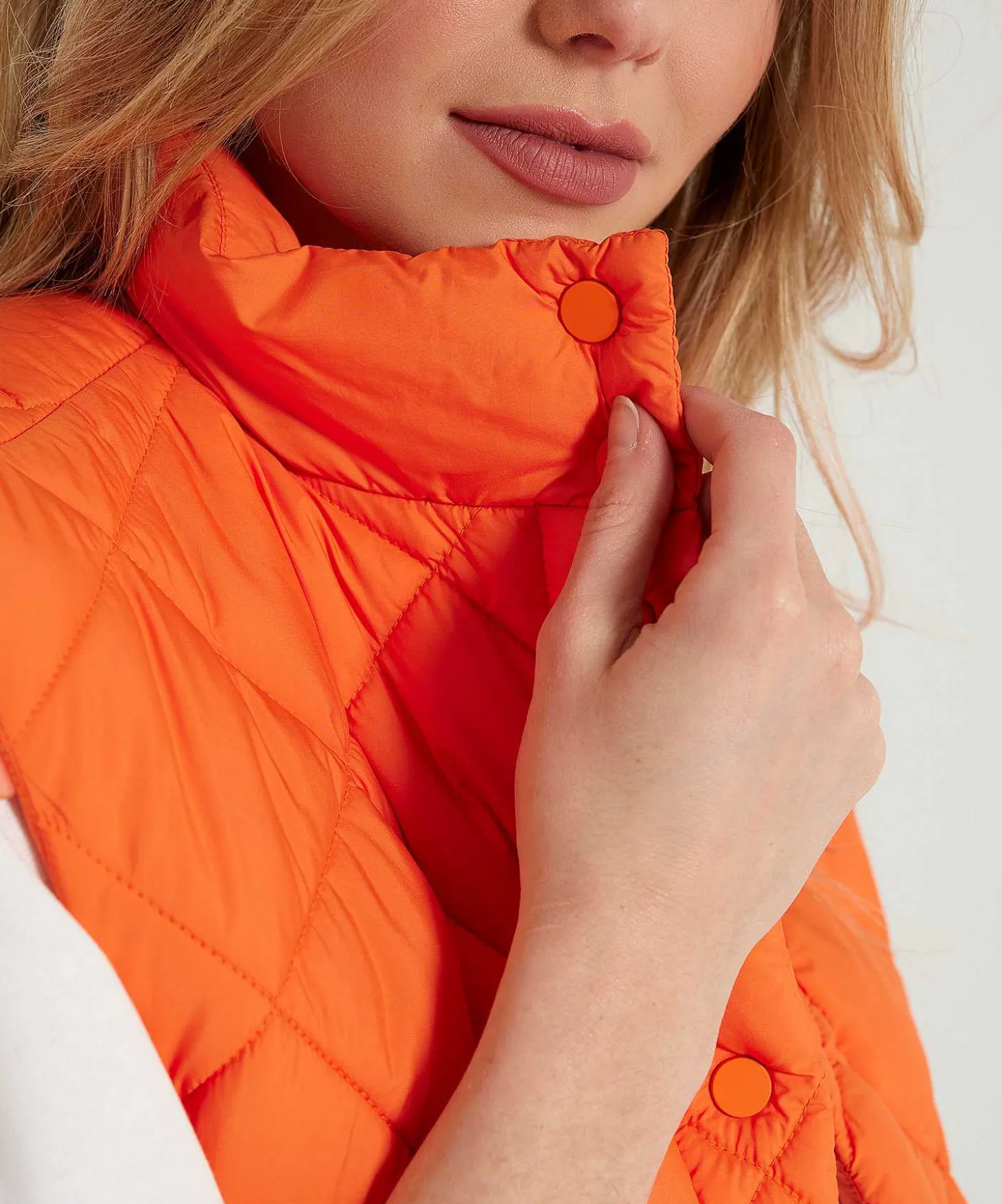 oui_short_bodywarmer_3.webp Short Bodywarmer*OUI Cheap