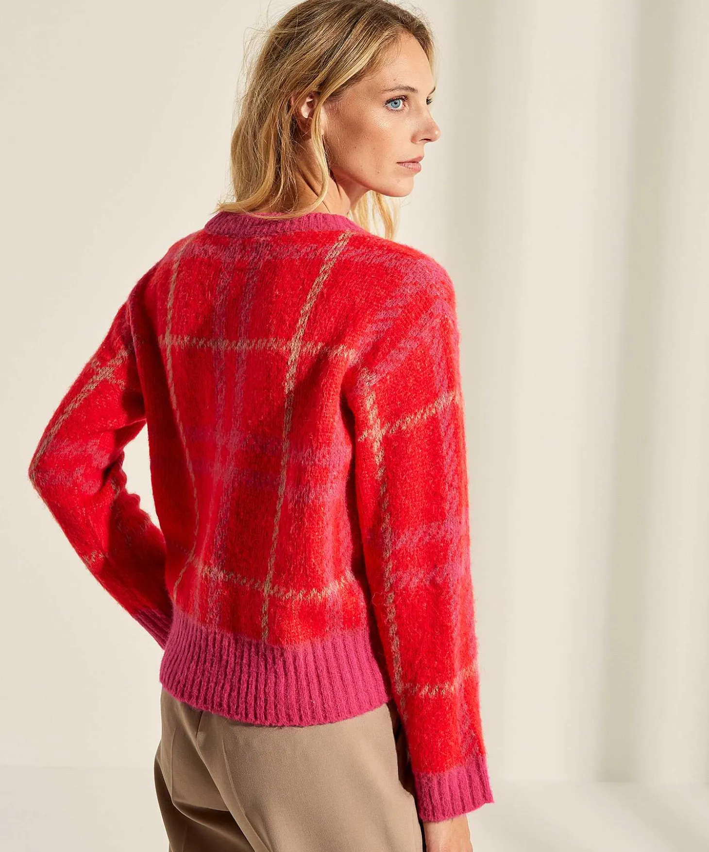 oui_sweater_check_pattern_3.webp Sweater Check Pattern*OUI Flash Sale