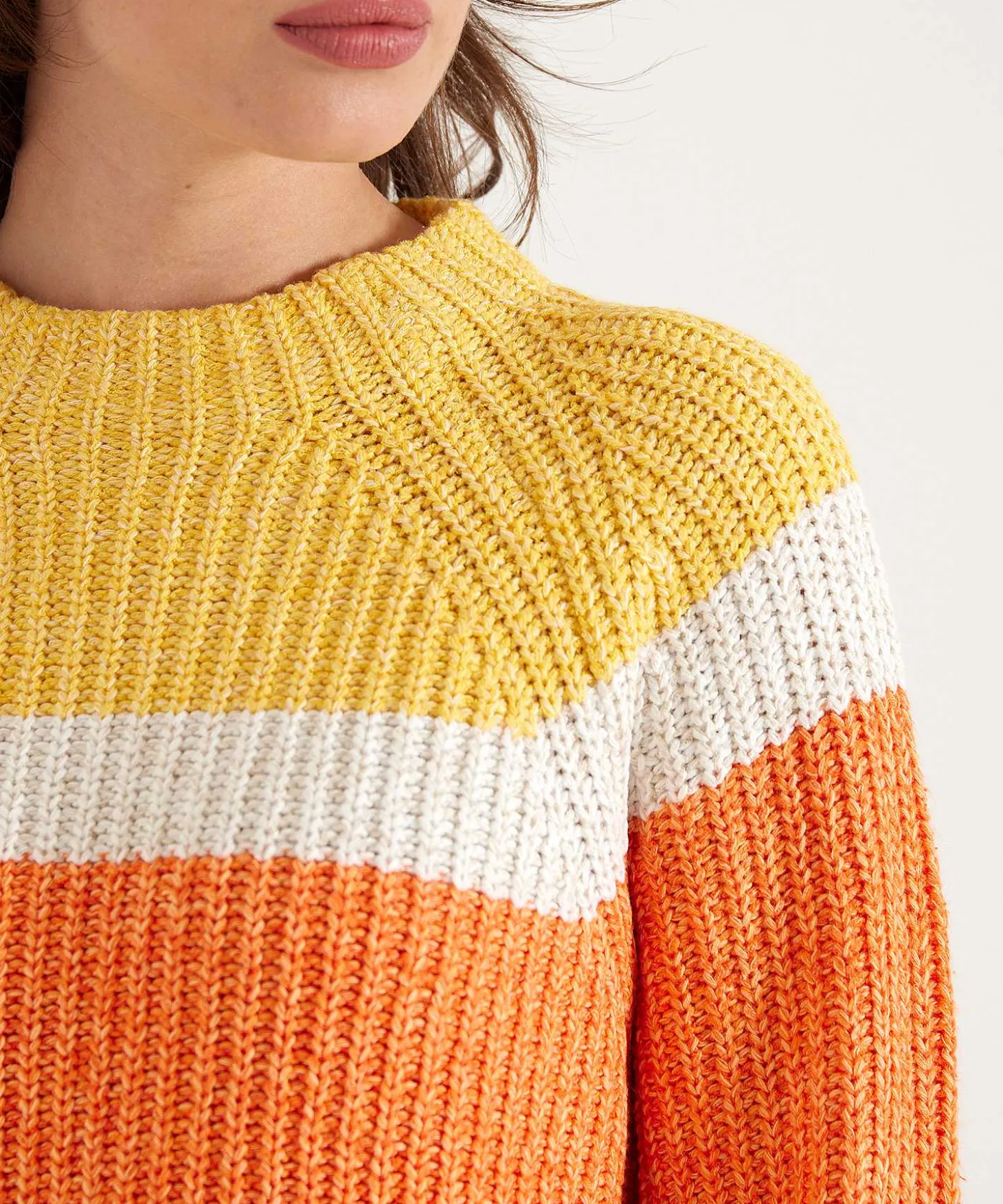 oui_sweater_colorblock_3.webp Sweater Colorblock*OUI New