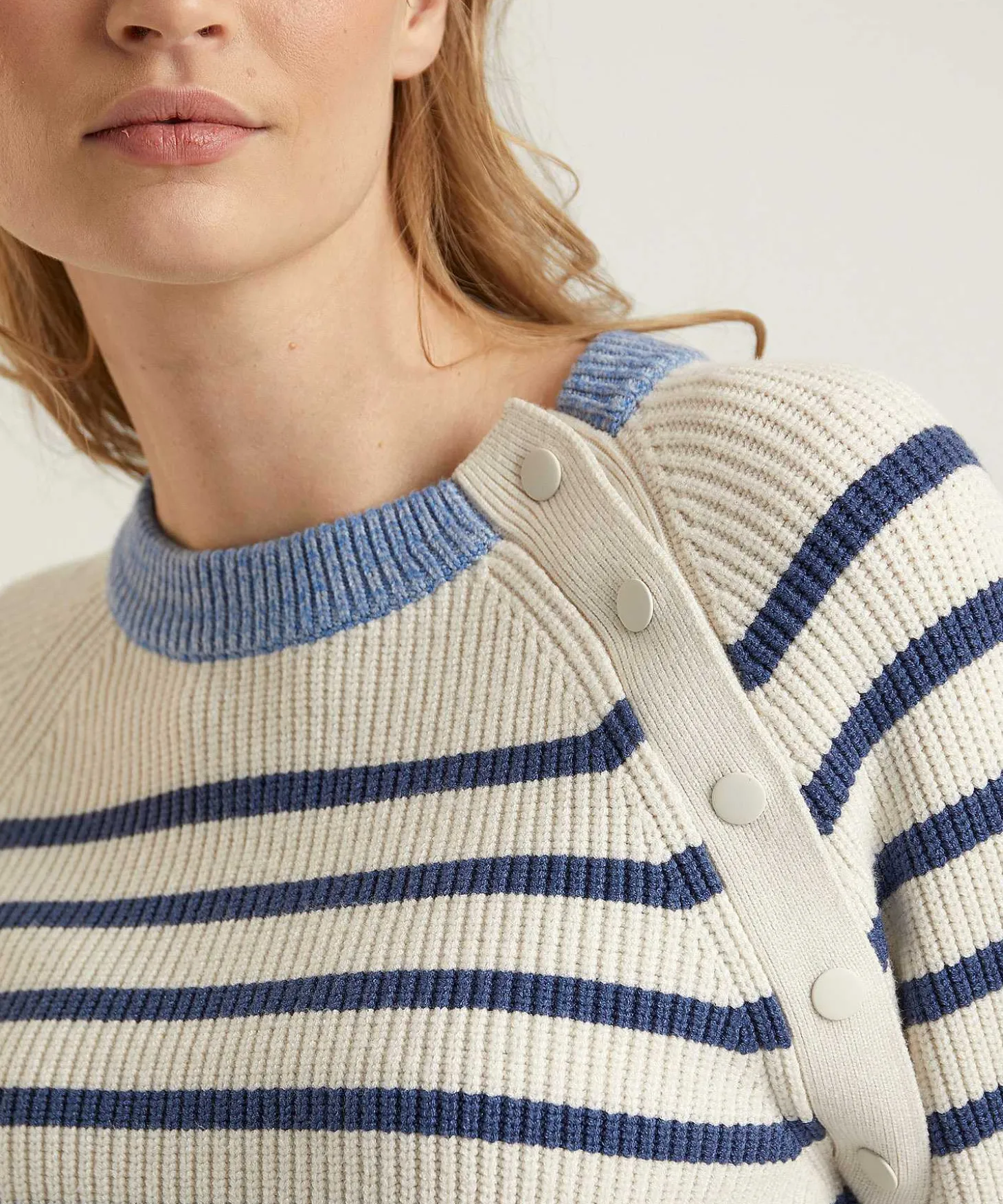 oui_sweater_stripe_button_2.webp Sweater Stripe Buttons*OUI Discount