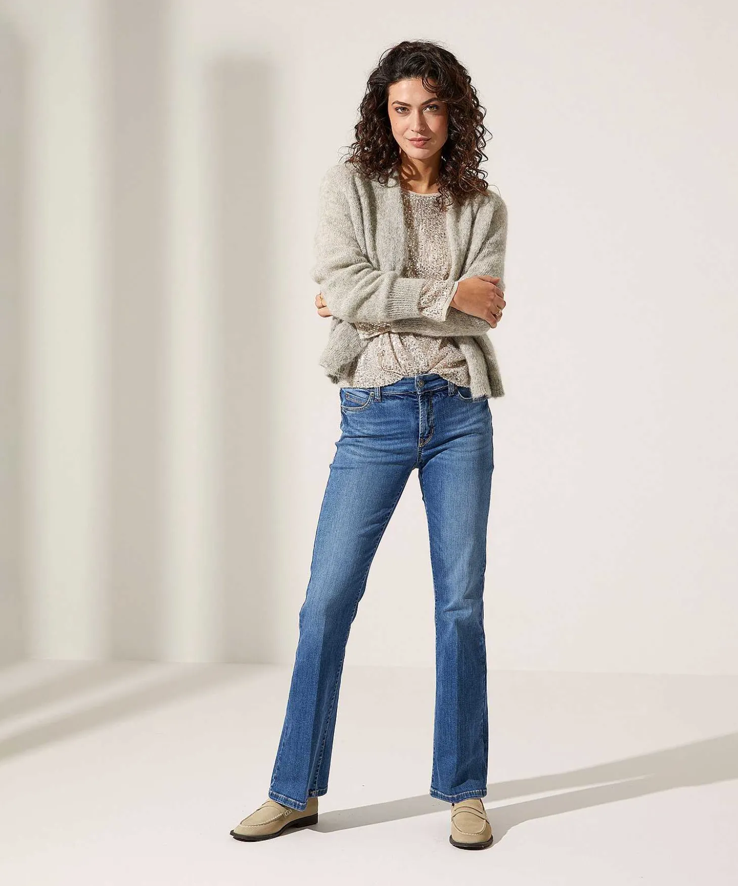 oui_top_with_sequins_0.webp Top With Sequins*OUI Hot