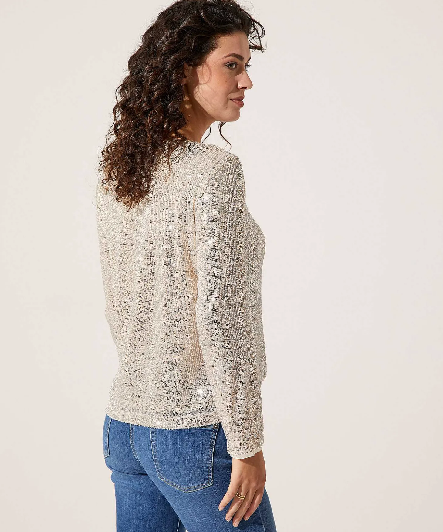 oui_top_with_sequins_1.webp Top With Sequins*OUI Hot