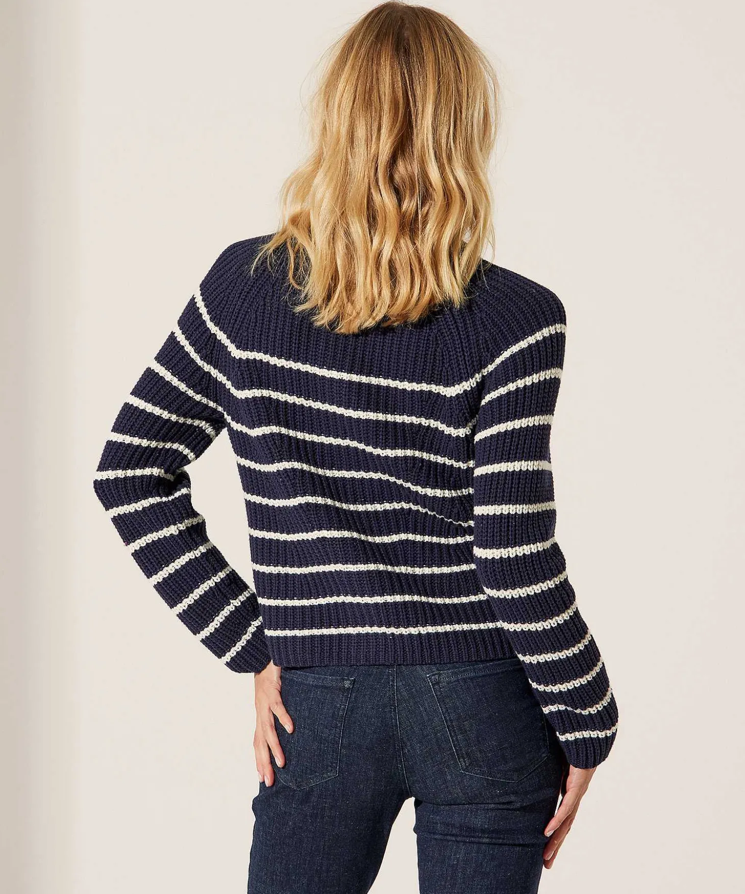 oui_vest_stripes_3-2.webp Vest Stripes*OUI New