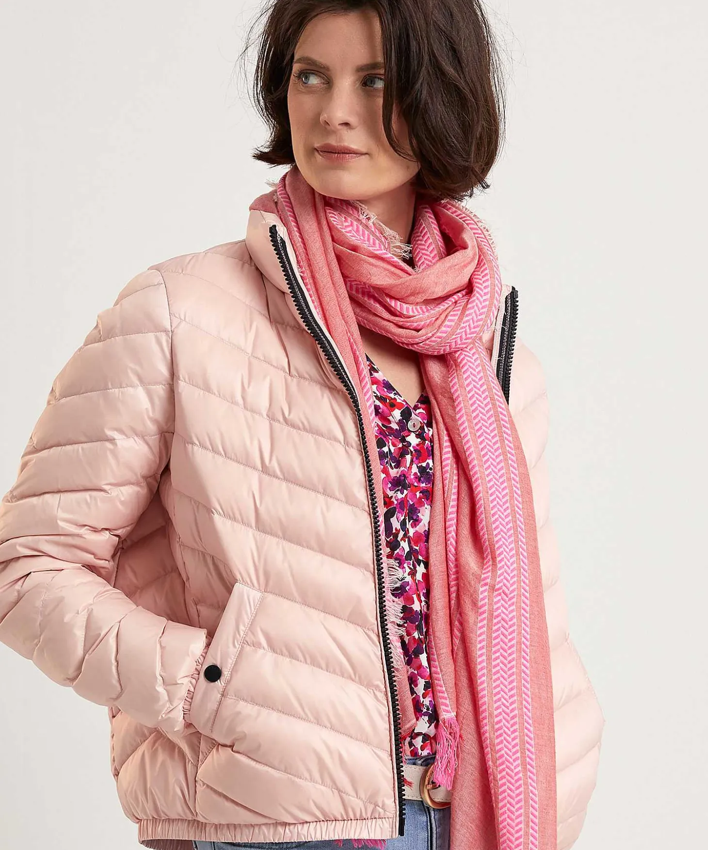 reset_short_bomber_down_j_2.webp Short Bomber Down Jacket Nimes*Reset Cheap