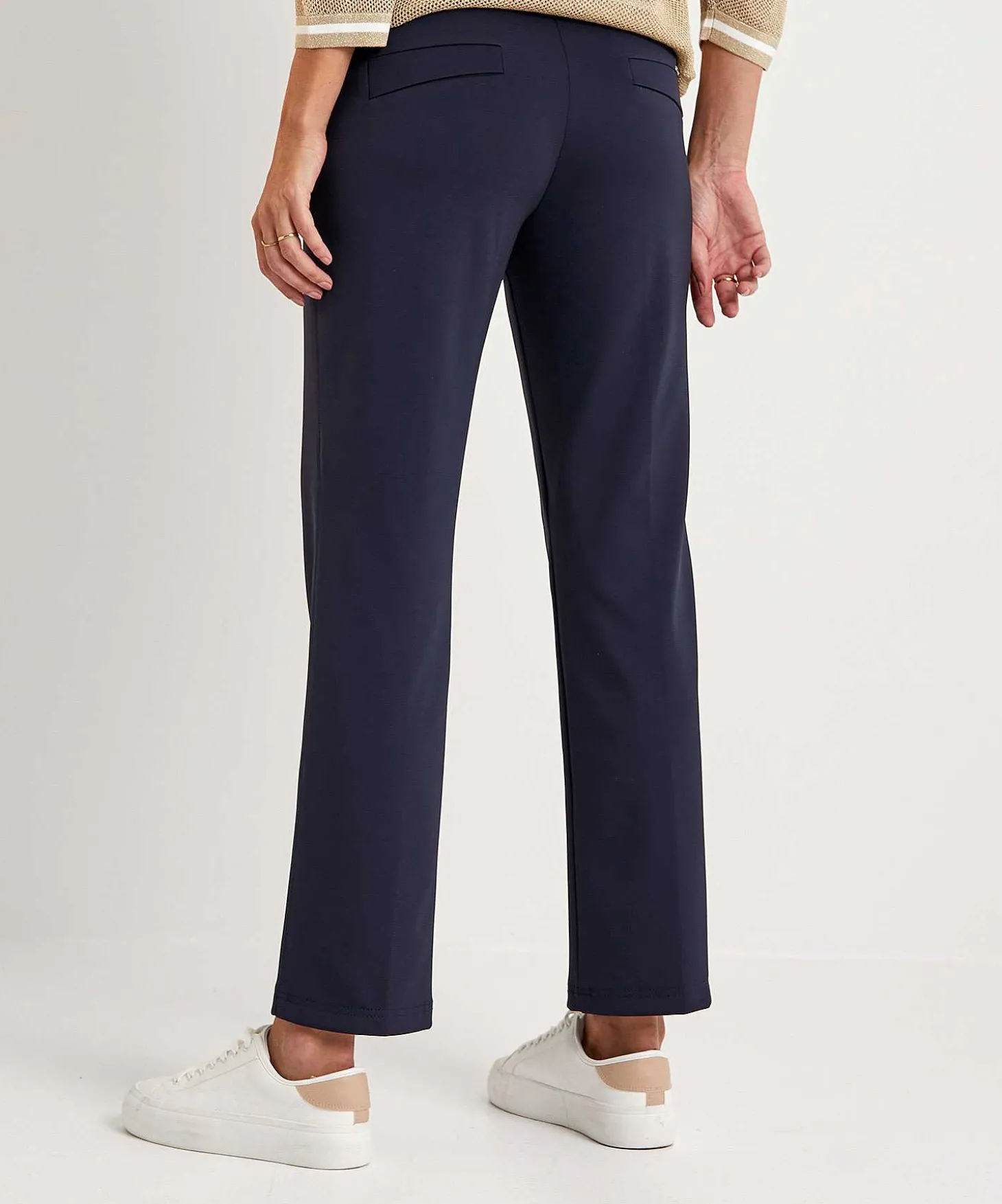 rosner_scuba_jogger_may_2.webp Scuba Jogger May*Rosner Store