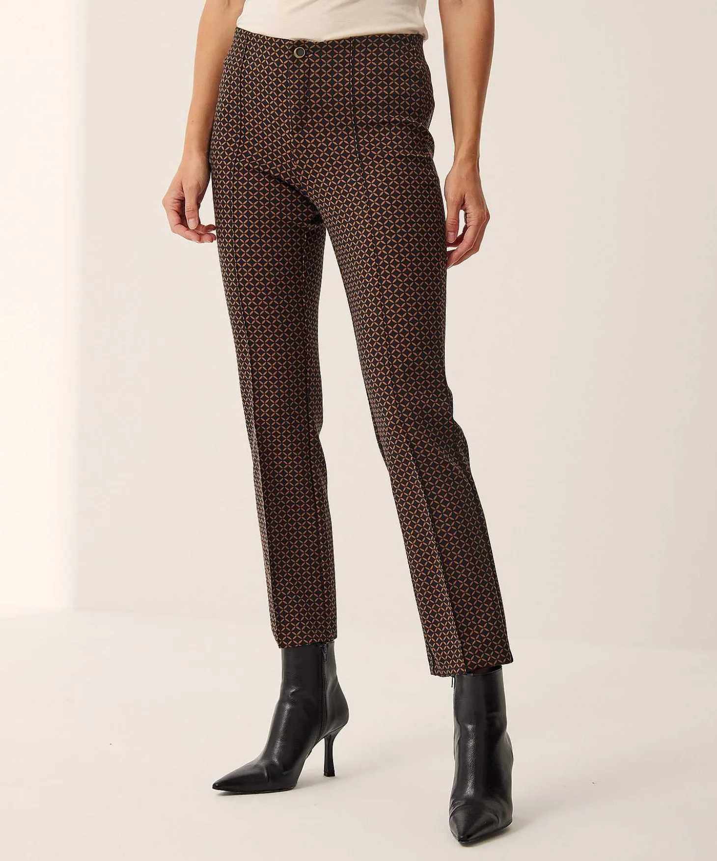 rosner_scuba_pants_alisa_1.webp Scuba Pants Alisa*Rosner Discount