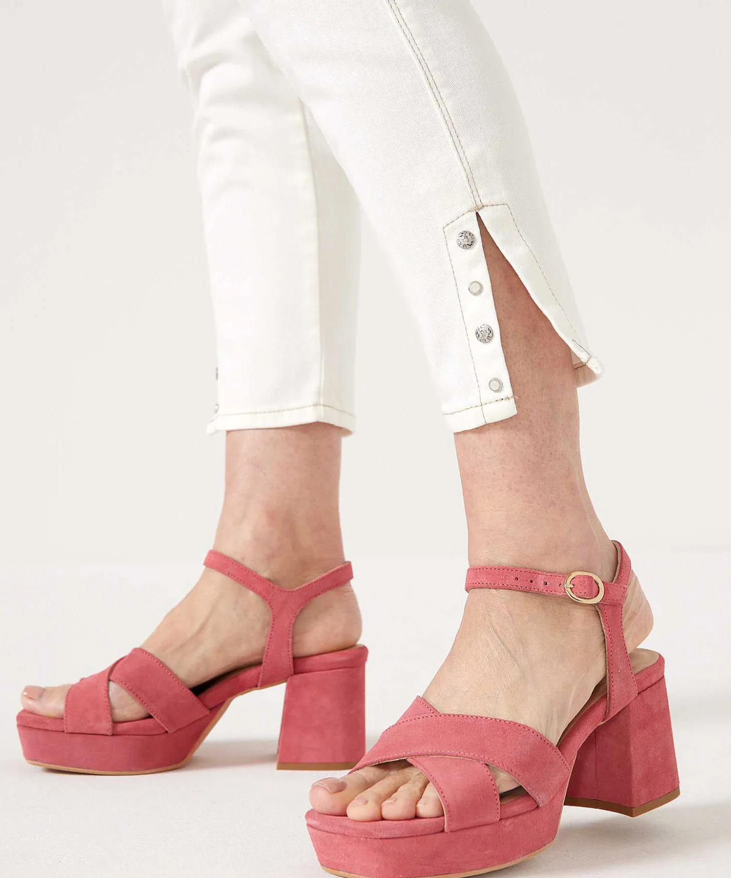 rosner_skinny_jeans_studs_2.webp Skinny Jeans Studs Audrey 2*Rosner Store