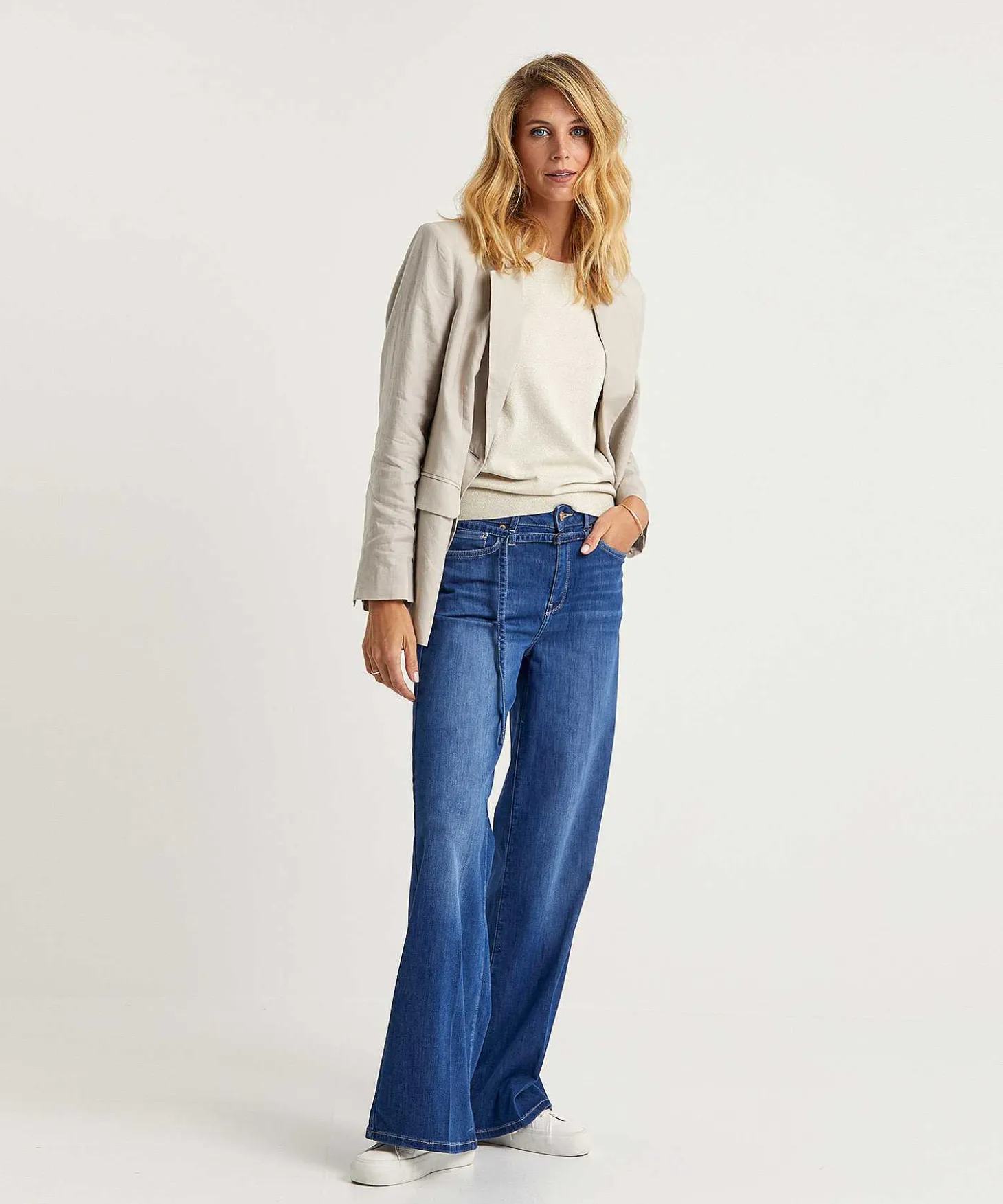 short_sleeve_sweater_2-2.webp Short Sleeve Sweater** Best