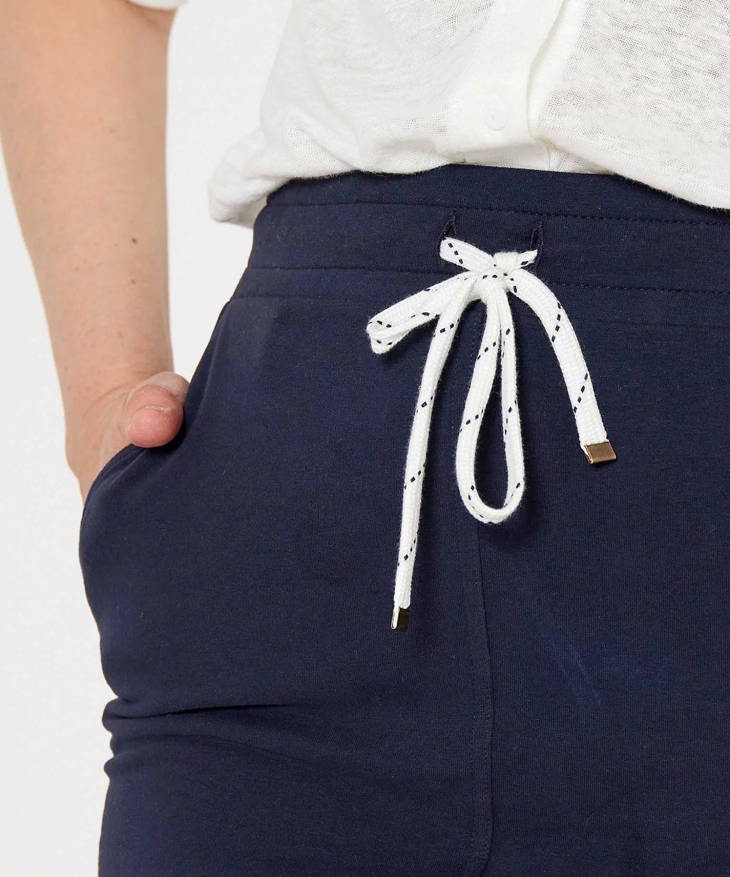 sweat_skirt_3.webp Sweat Skirt** Online