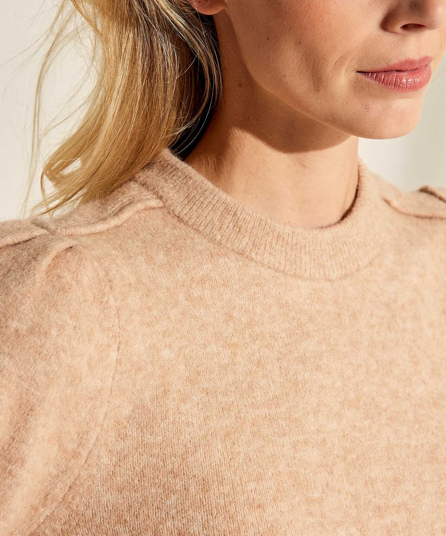 sweater_puff_sleeve_padd_1.webp Sweater Puff Sleeve Padded** Best Sale