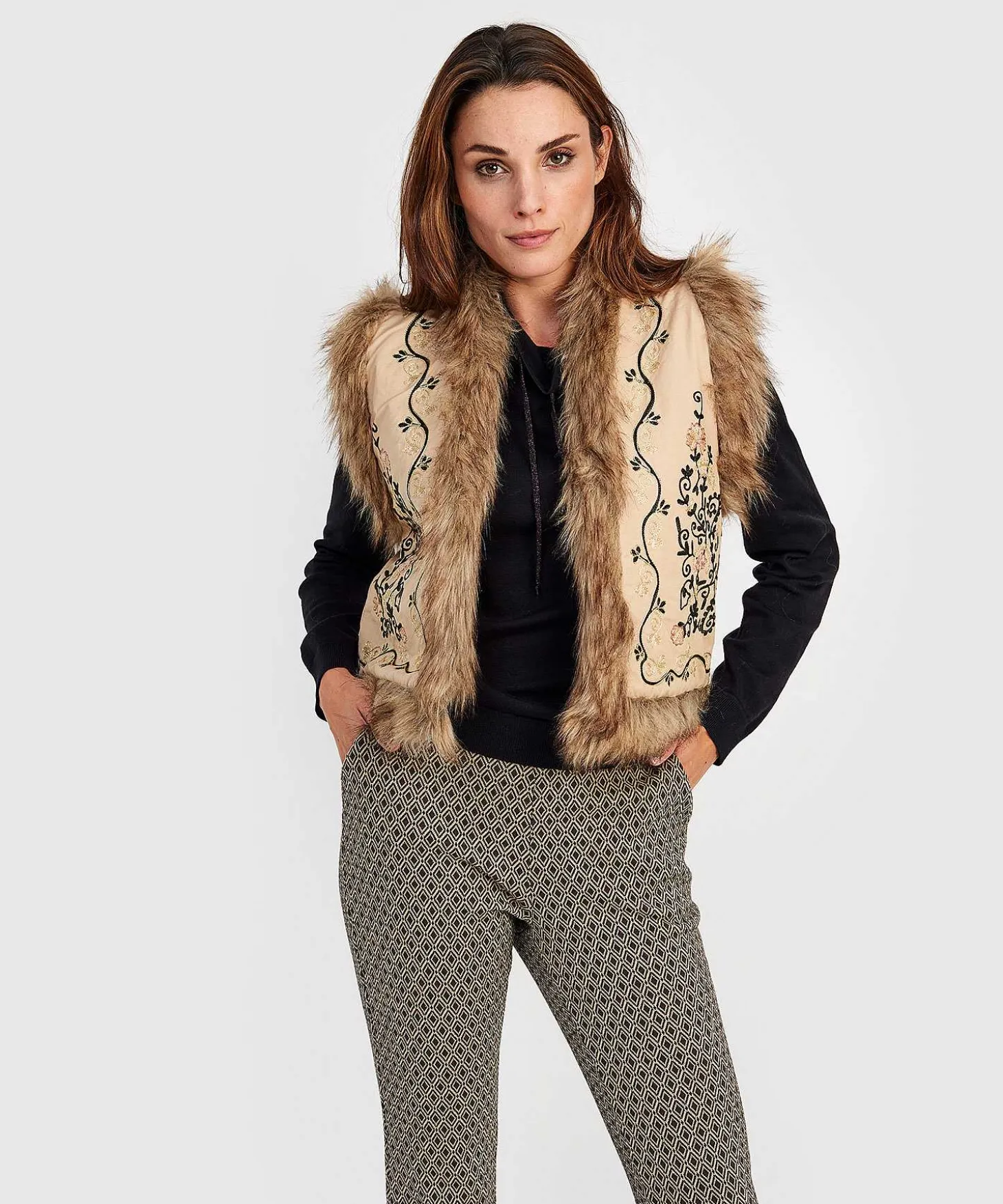 sweater_turtleneck_with__1.webp Sweater Turtleneck With Cord** Online