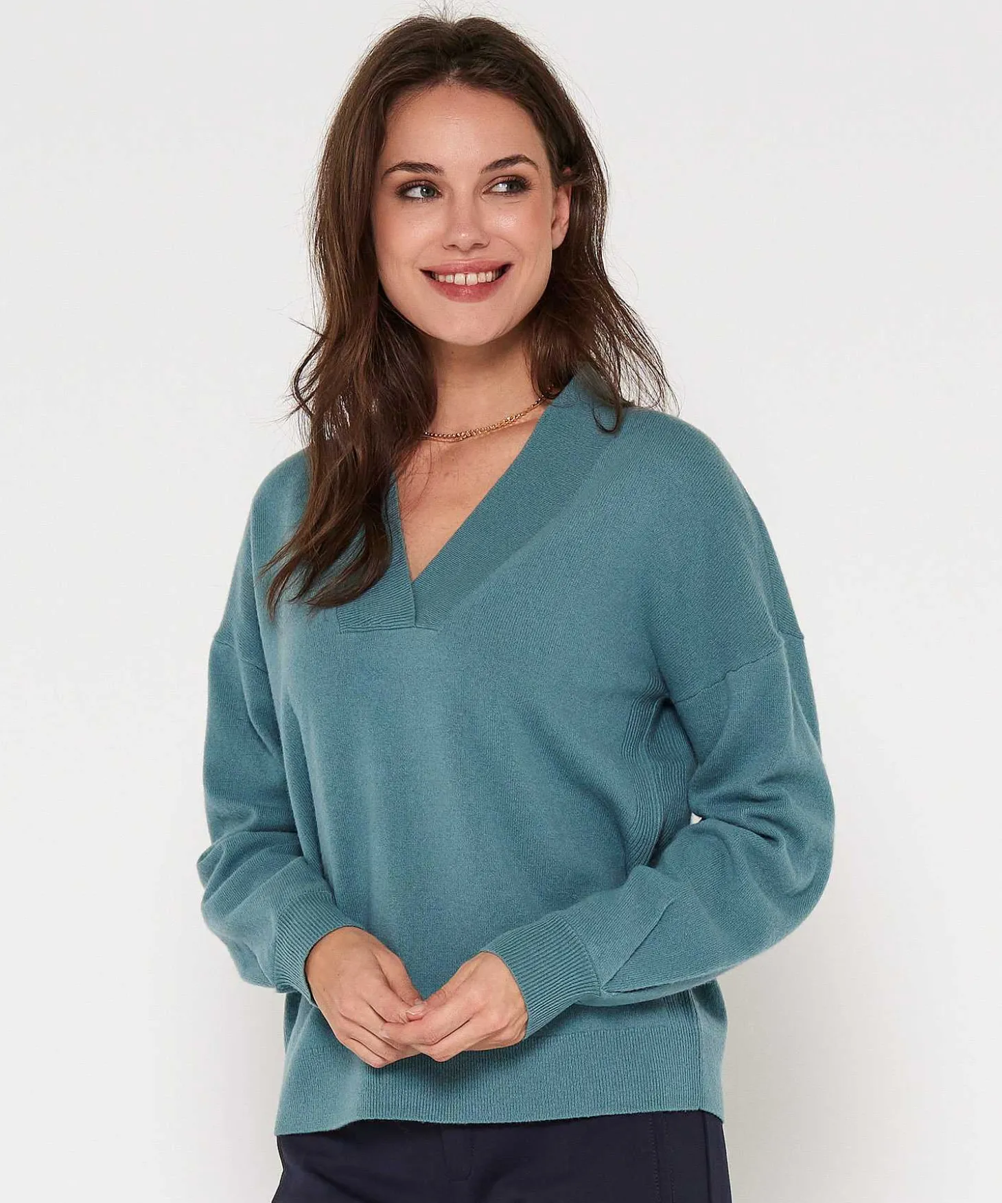 sweater_vneck_wool_0-2.webp Sweater V-Neck Wool** Hot