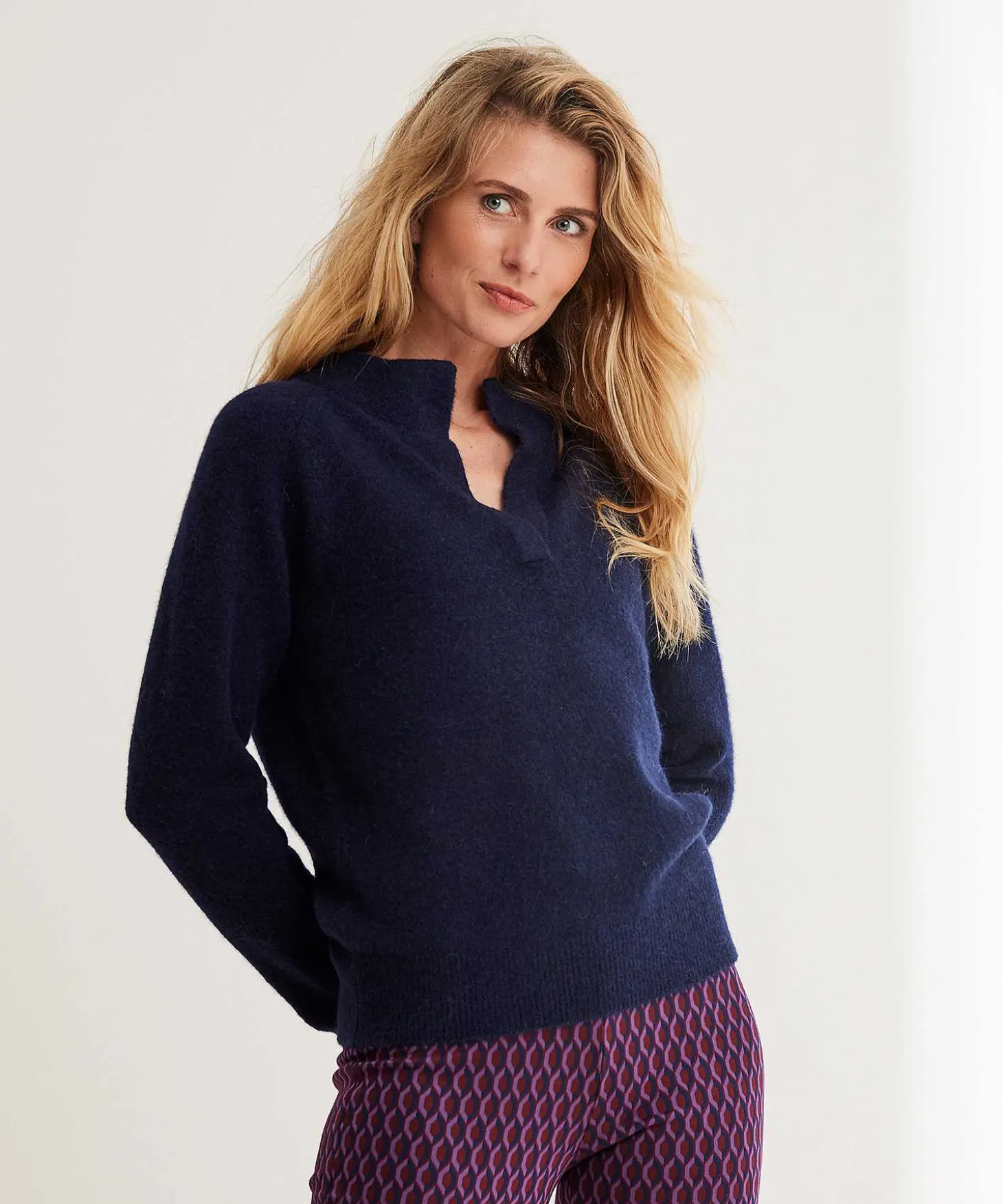 sweater_with_vneck_1-1.webp Sweater With V-Neck** Discount